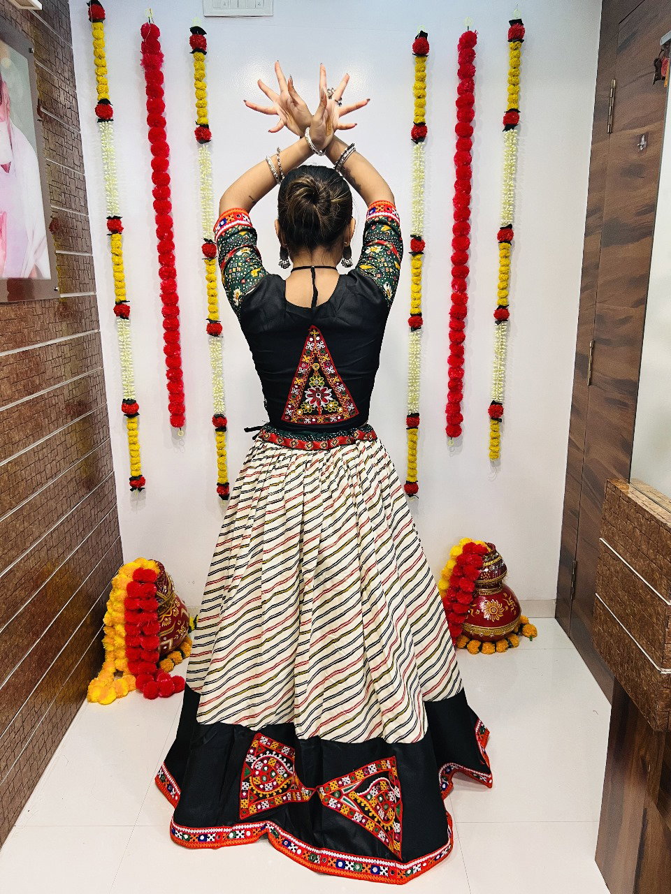 Aawiya Rajwadi Vol 7 D no. 7048 Pure Cotton Silk Patola Print Lehenga Choli
