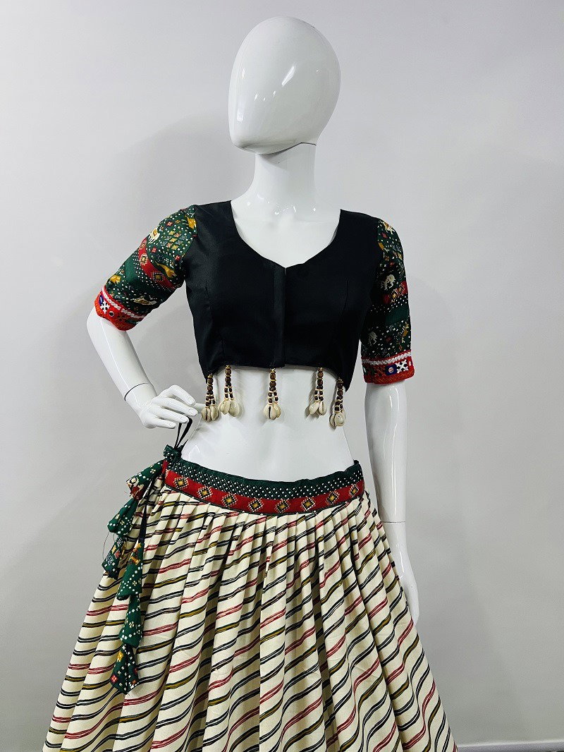 Aawiya Rajwadi Vol 7 D no. 7048 Pure Cotton Silk Patola Print Lehenga Choli