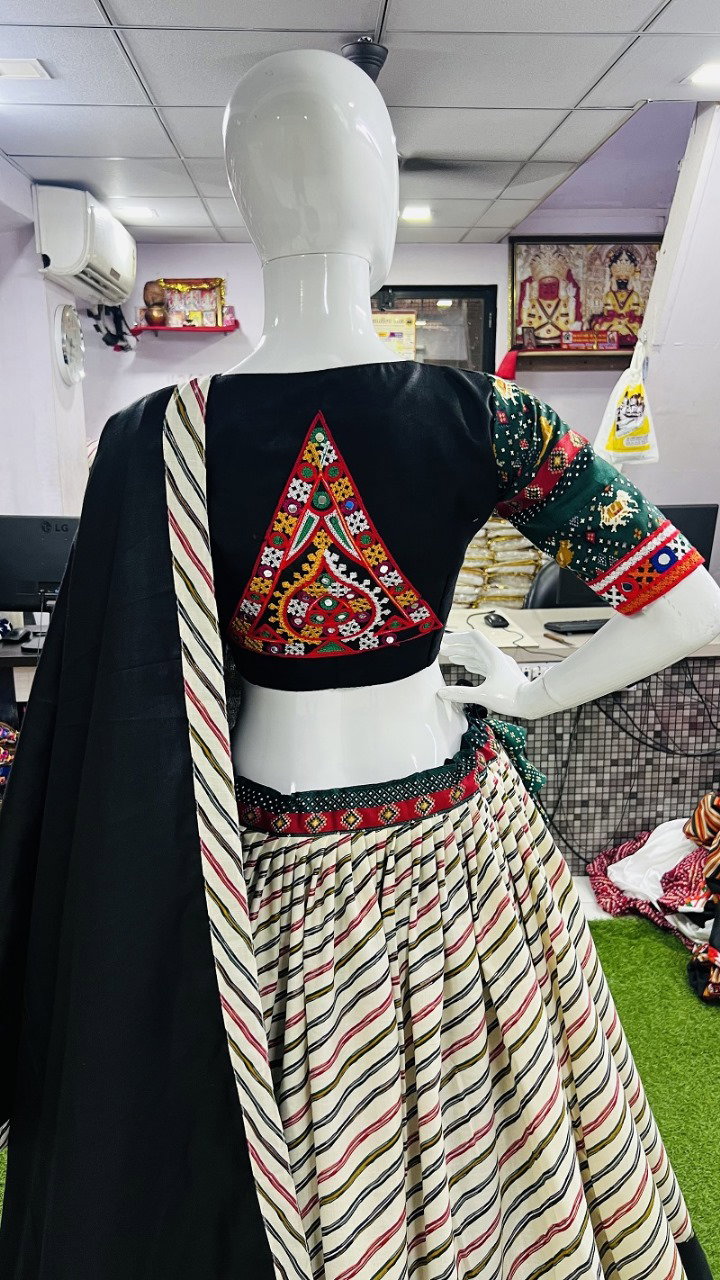 Aawiya Rajwadi Vol 7 D no. 7048 Pure Cotton Silk Patola Print Lehenga Choli