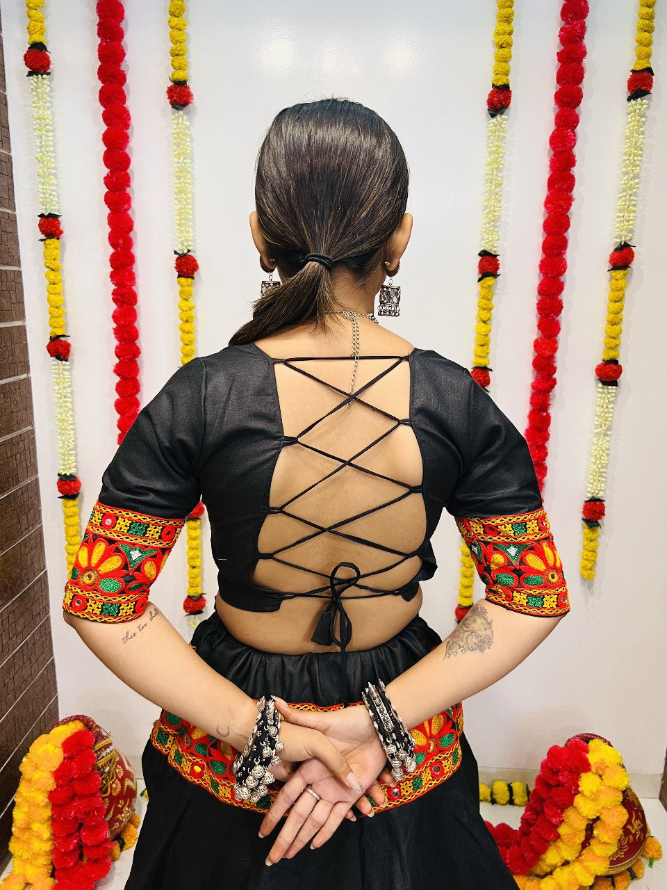 Aawiya Rajwadi Vol 8 D no. 7049 Cotton Silk Gamthi Work Traditional Lehenga Choli