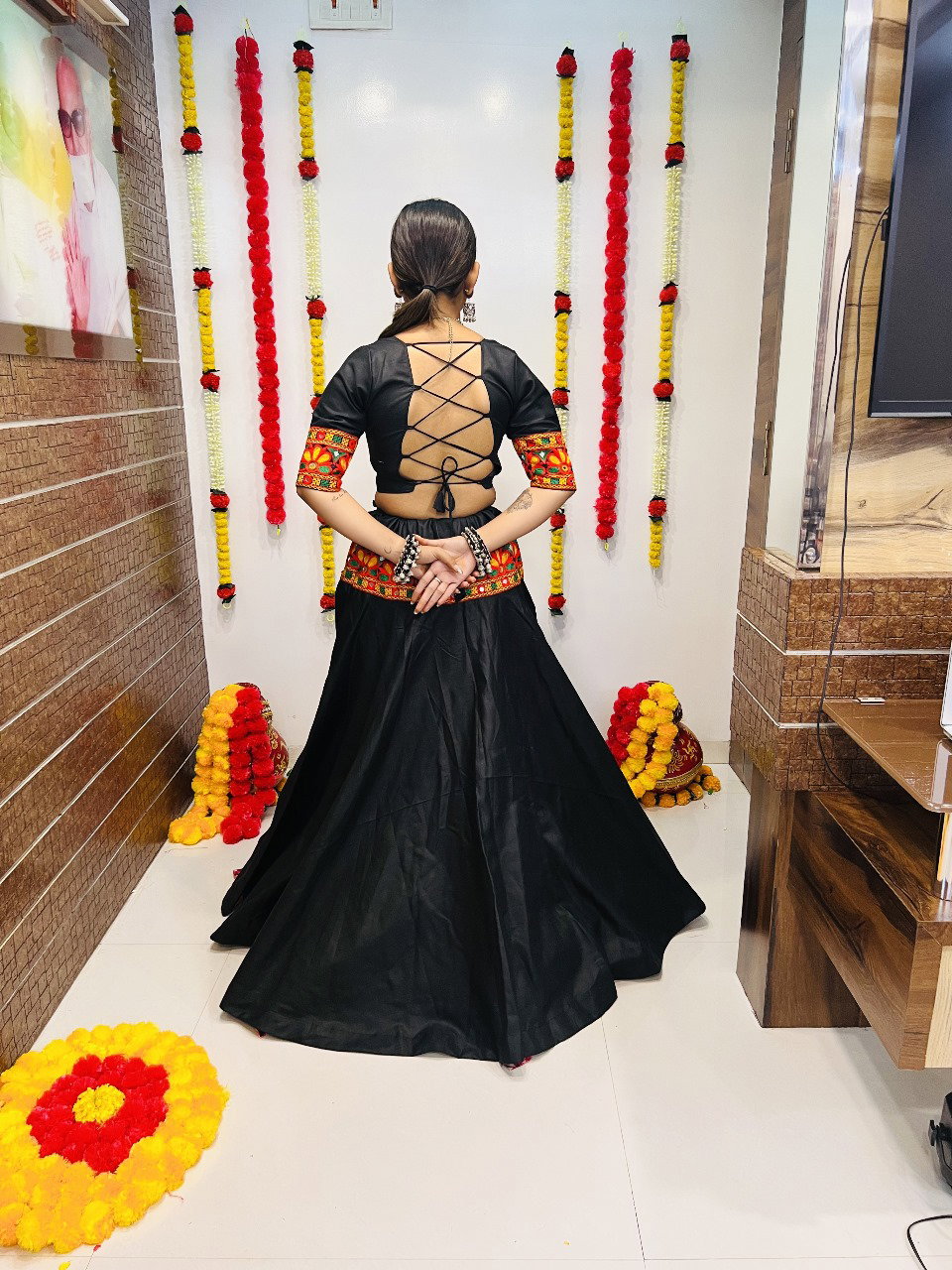 Aawiya Rajwadi Vol 8 D no. 7049 Cotton Silk Gamthi Work Traditional Lehenga Choli