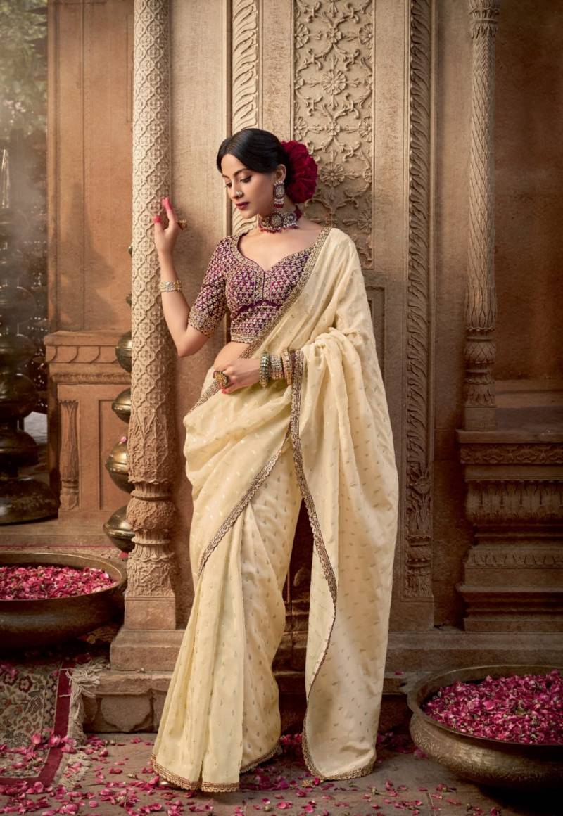 Kira Kashvi Viscose Crepe Based With Hand Dying Saree
