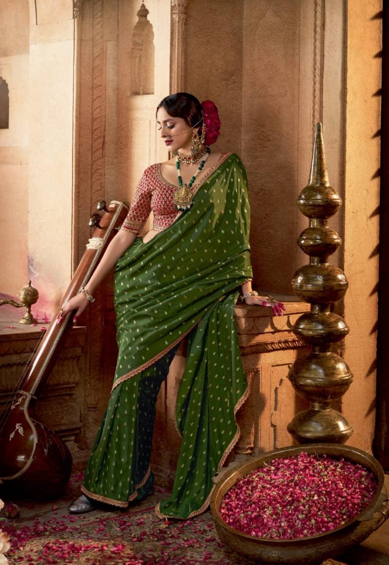 Kira Kashvi Viscose Crepe Based With Hand Dying Saree