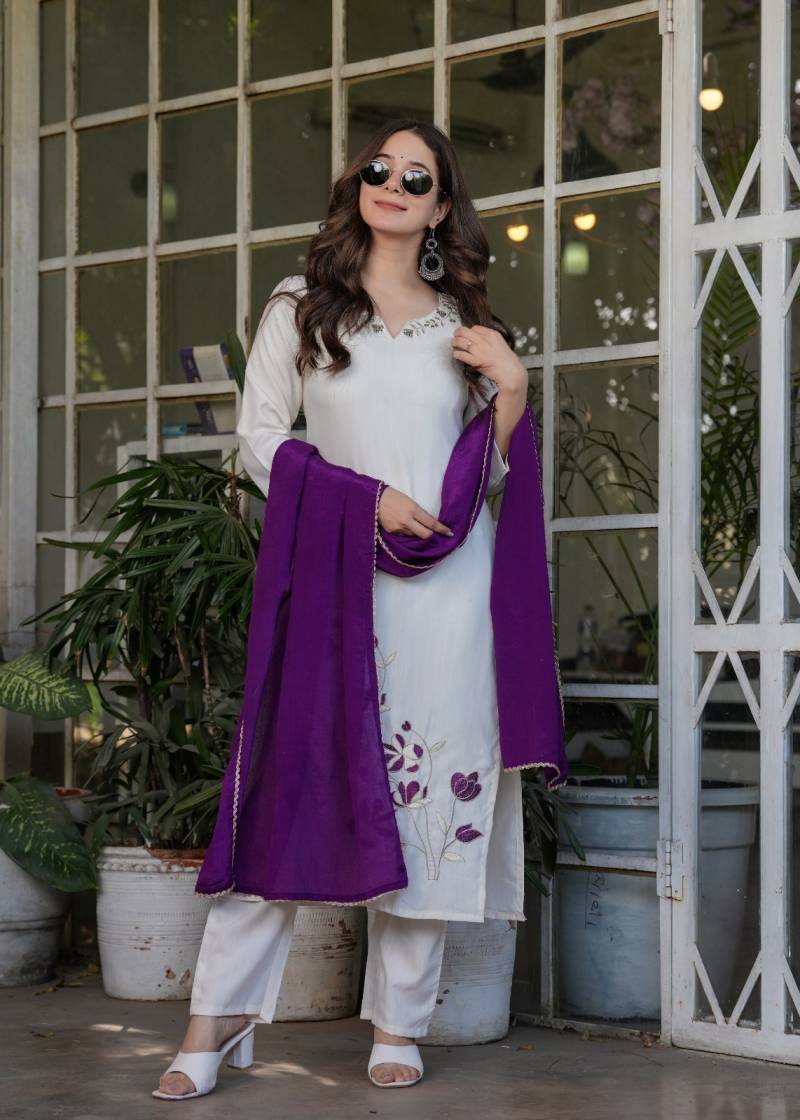 9star Fashion Heer Vol 1 Rayon Embroidered Kurti Bottom With Dupatta