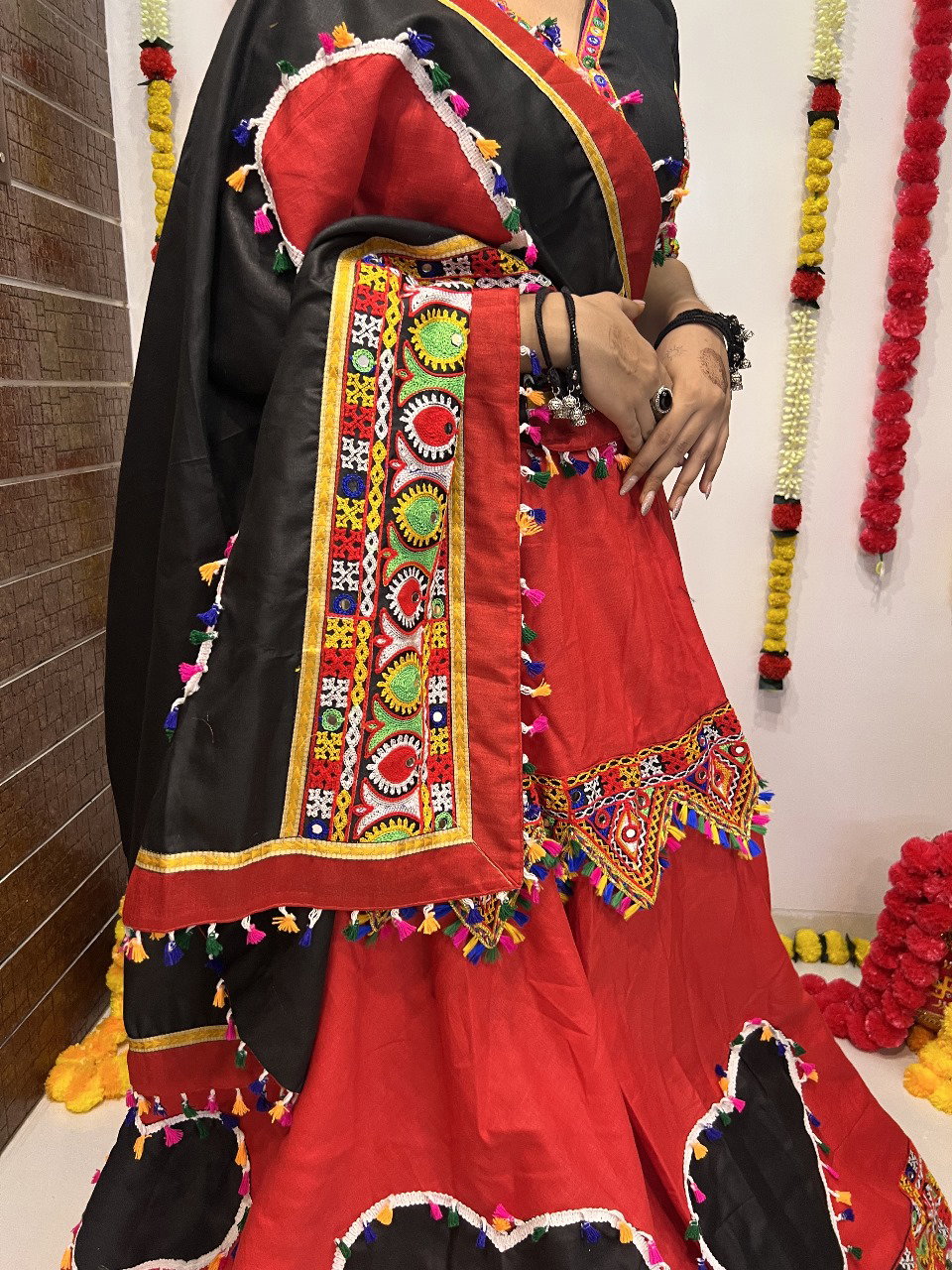 Aawiya Rajwadi Vol 8 D no. 7054 Cotton Silk Gamthi Work Lehenga Choli