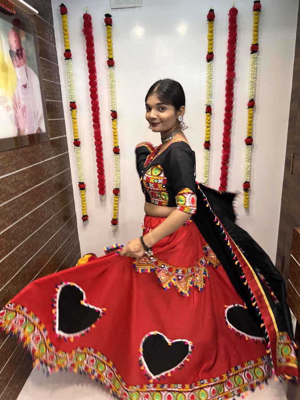 Aawiya Rajwadi Vol 8 D no. 7054 Cotton Silk Gamthi Work Lehenga Choli