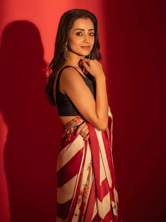 Trisha Semi Modal With Tussle Printed Saree Collection