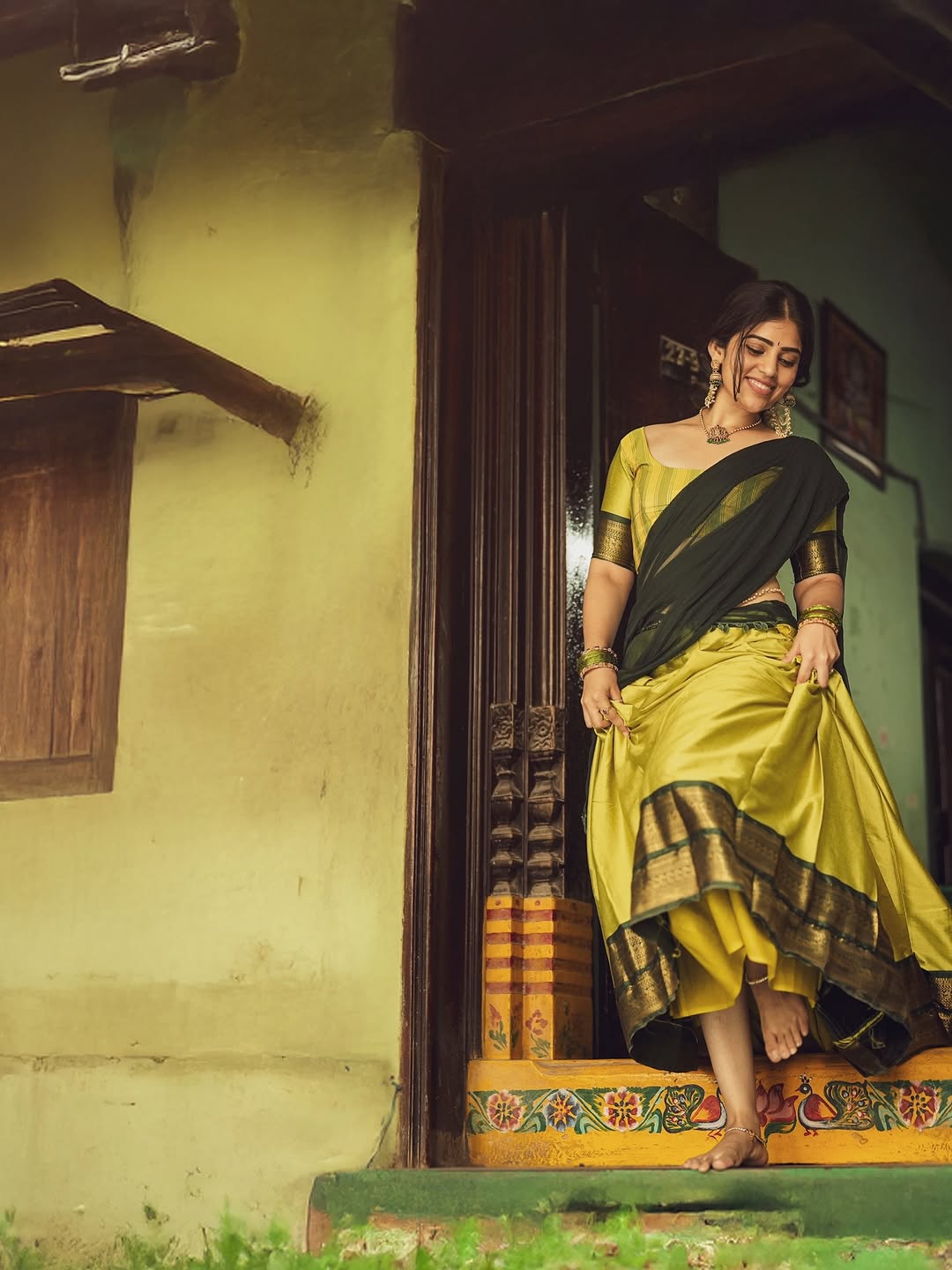 Lekha Var VCL2020-Pallavi Cotton Woven Lehenga Choli