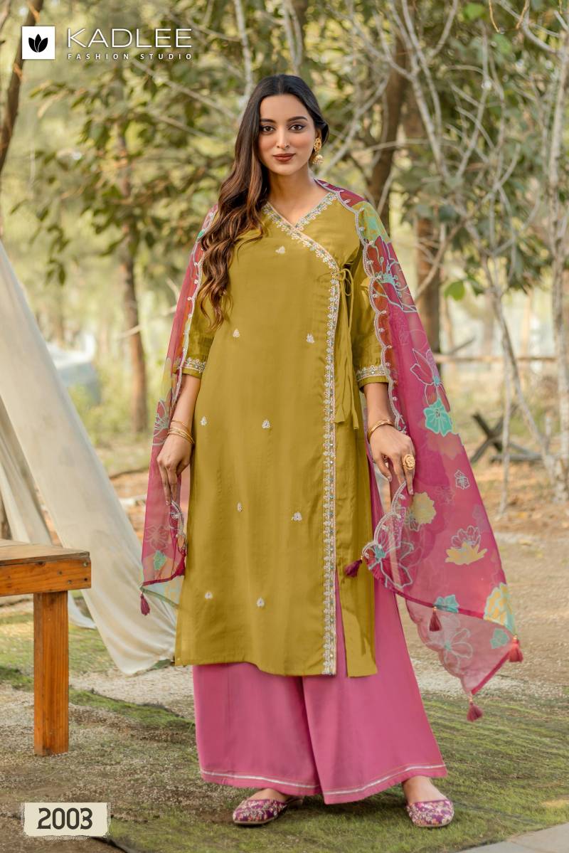 Kadlee Ranisa Viscose Weaving Kurti Bottom With Dupatta