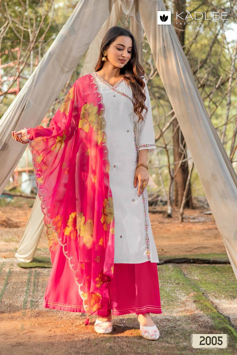 Kadlee Ranisa Viscose Weaving Kurti Bottom With Dupatta