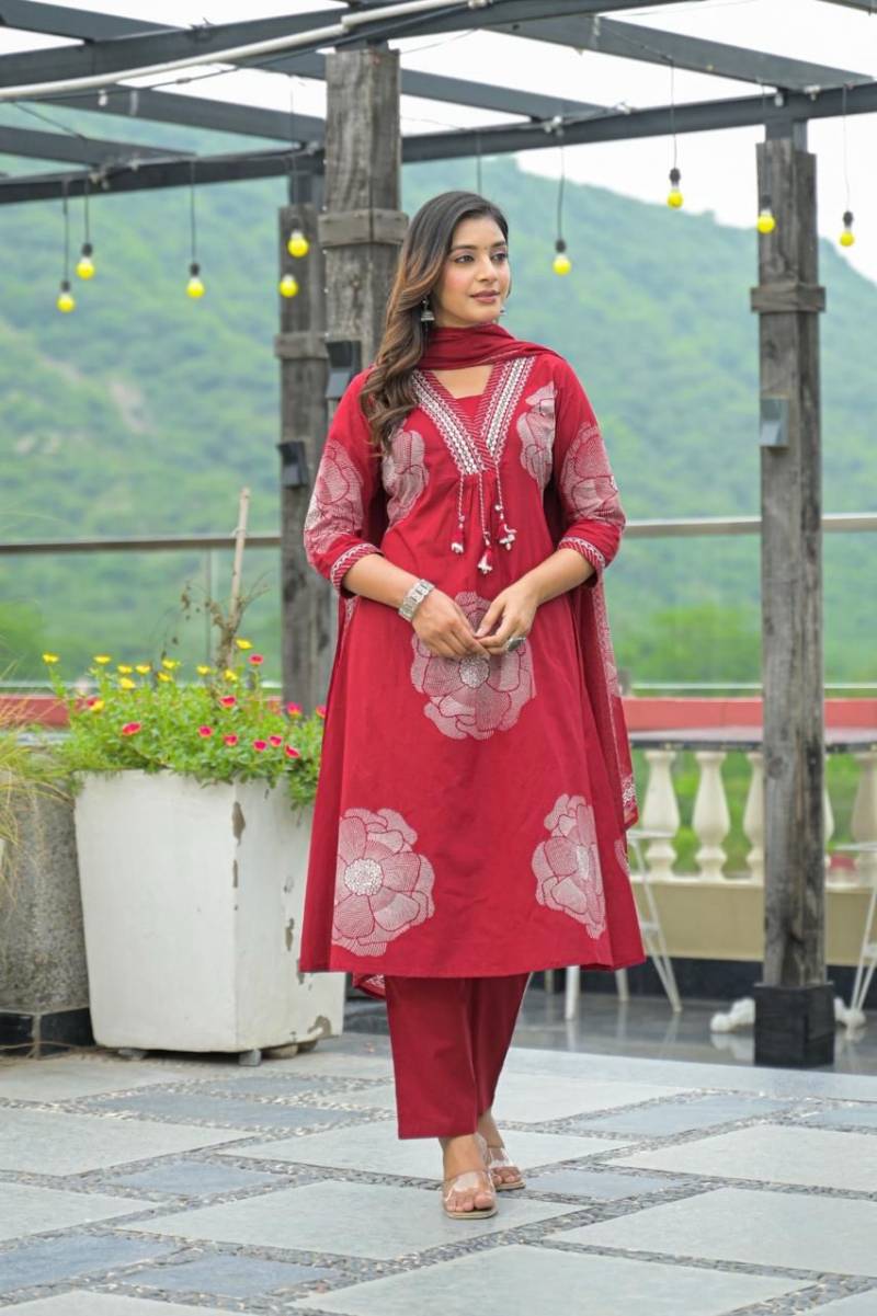 Naisha K 169 Cotton Printed Kurti Bottom With Dupatta