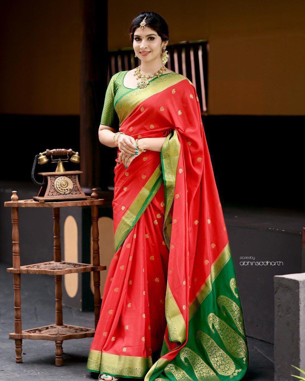 Aab manali Soft Lichi Silk Beautiful Rich Pallu Saree Collection