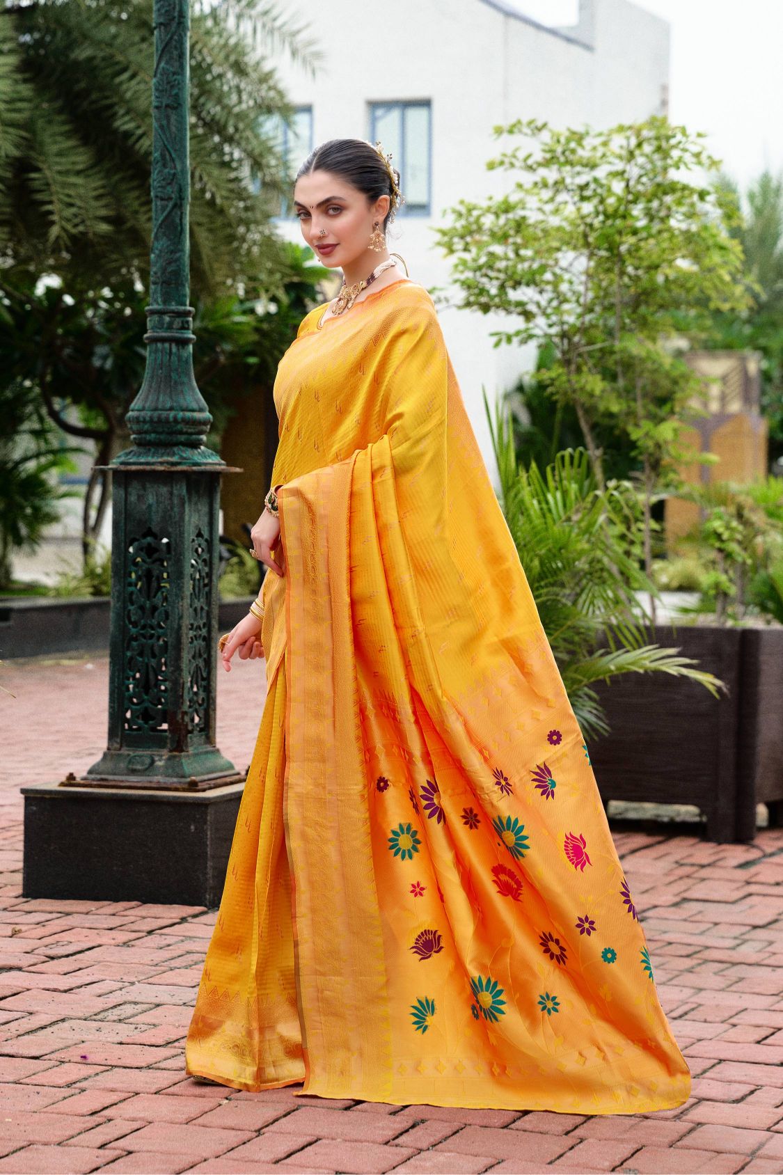 Meera 298 Party Wear Zari Weaving Worked Paithani Silk Saree with Un Stitched Blouse