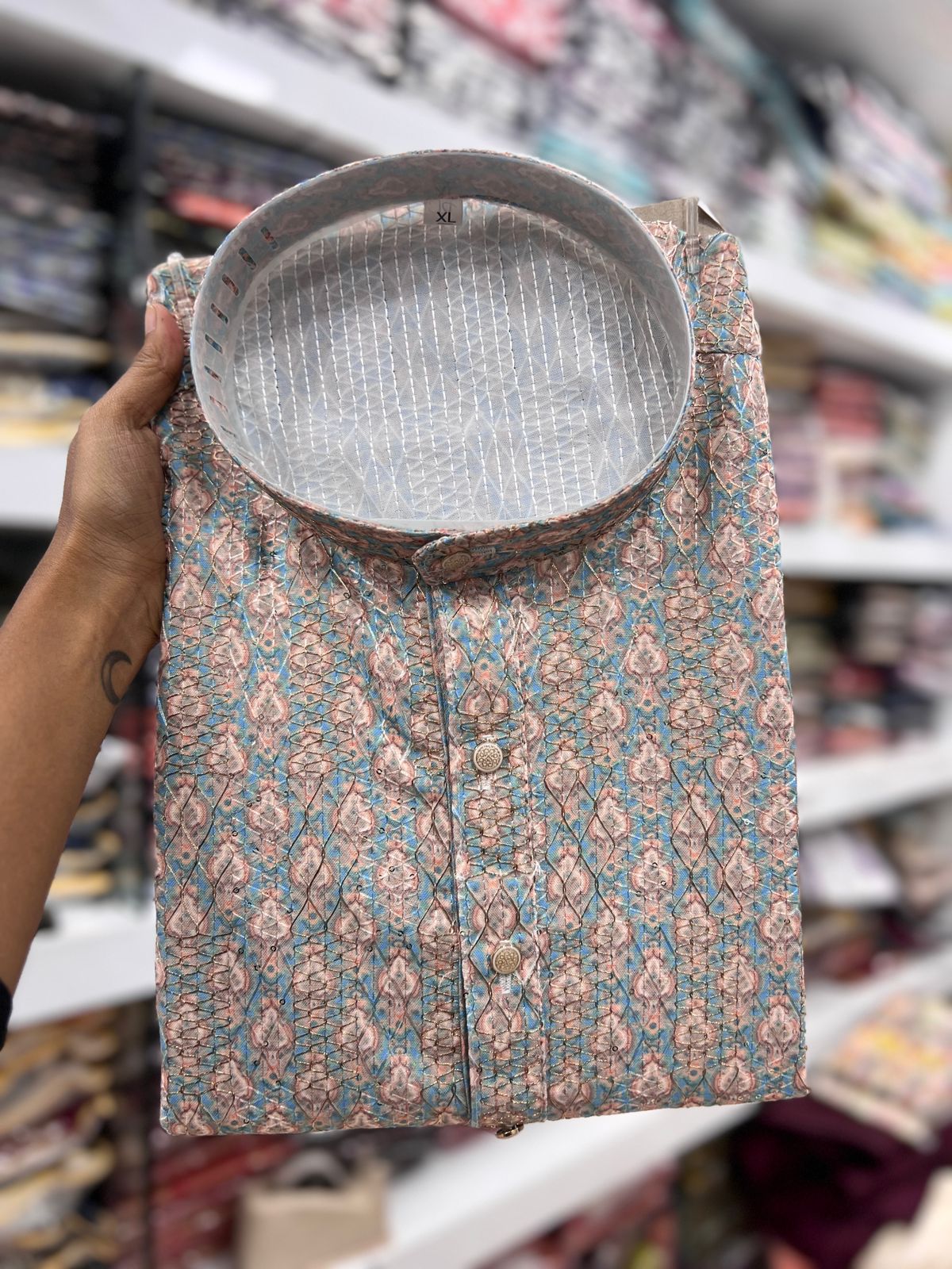 Lekha LI Manyavar Heavy Rayon Print With Embroidery Mens Kurta Pyjama