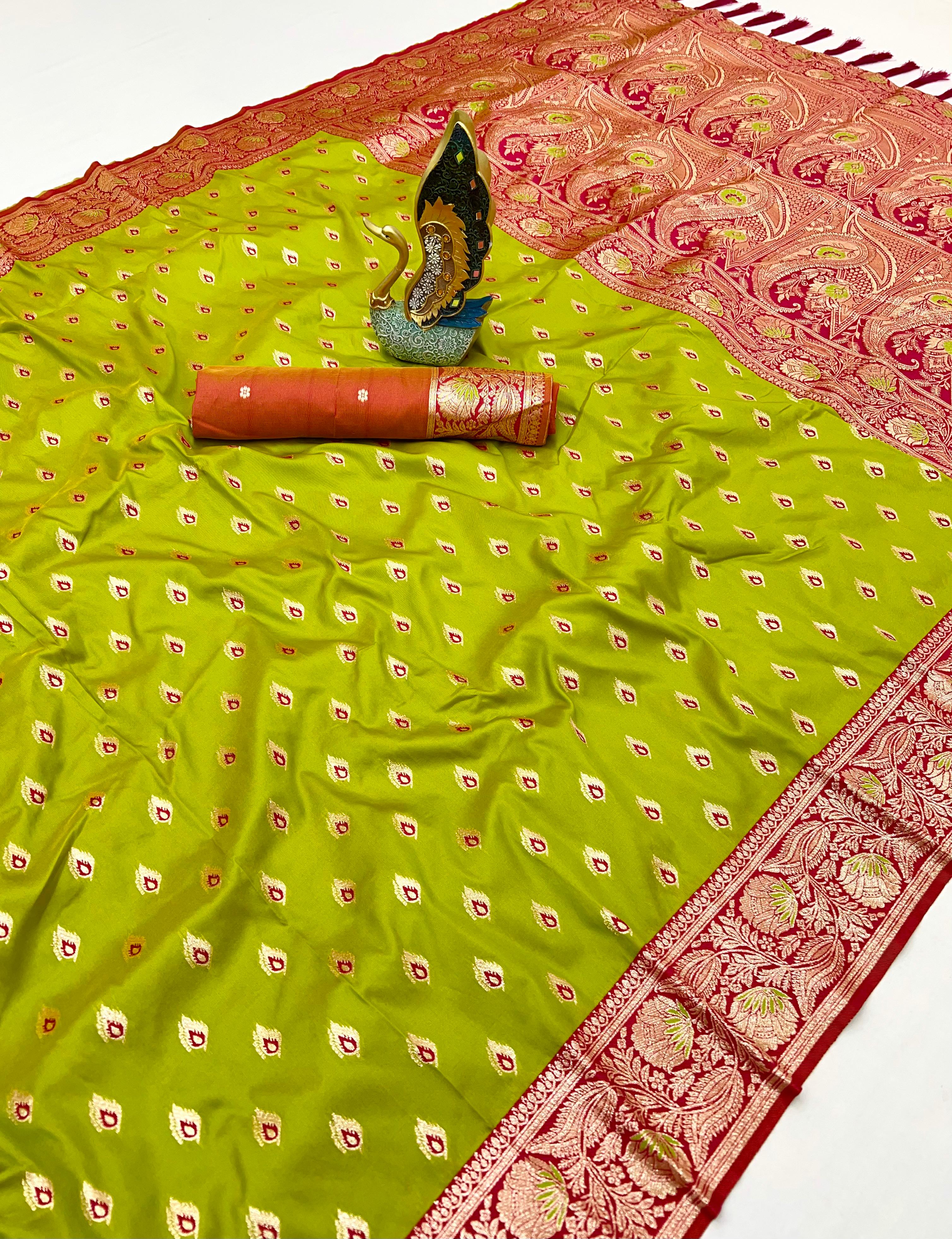 Lekha MN Diya Soft Banarasi Silk Zari Weaving Meenakari Saree