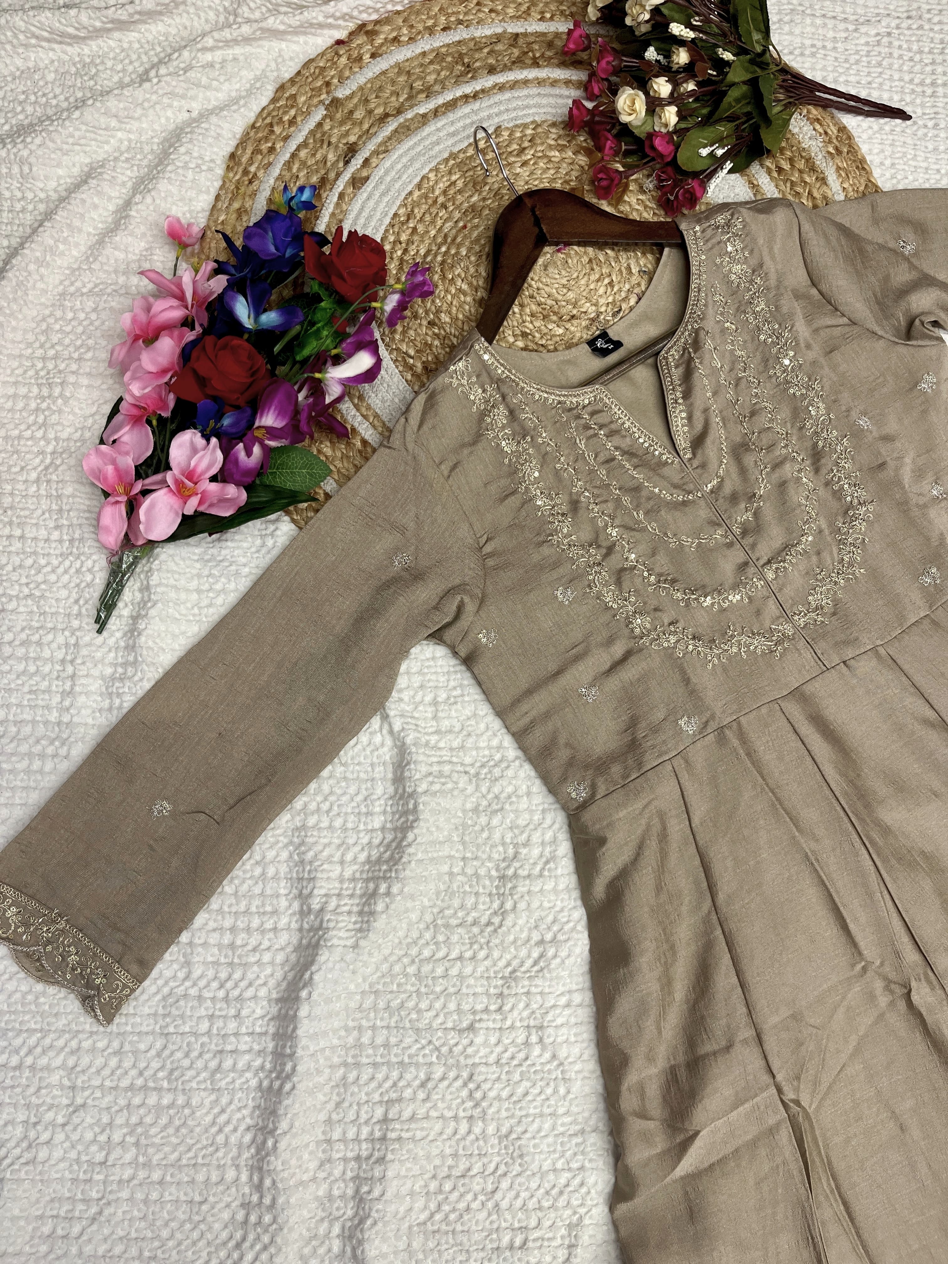 Lekha KL 5001 Vichitra Silk Embroidery Kurti Pant With Dupatta