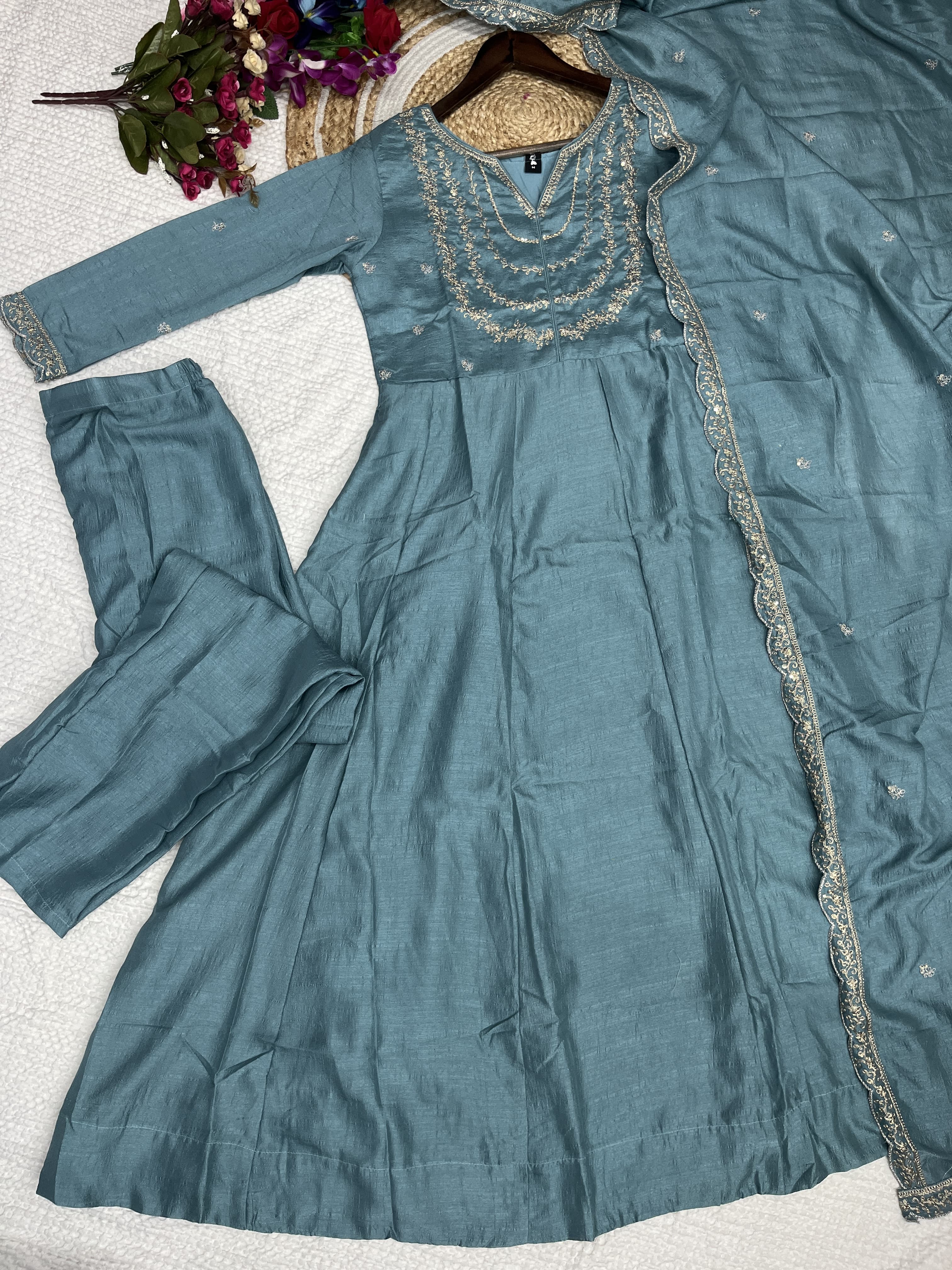 Lekha KL 5001 Vichitra Silk Embroidery Kurti Pant With Dupatta