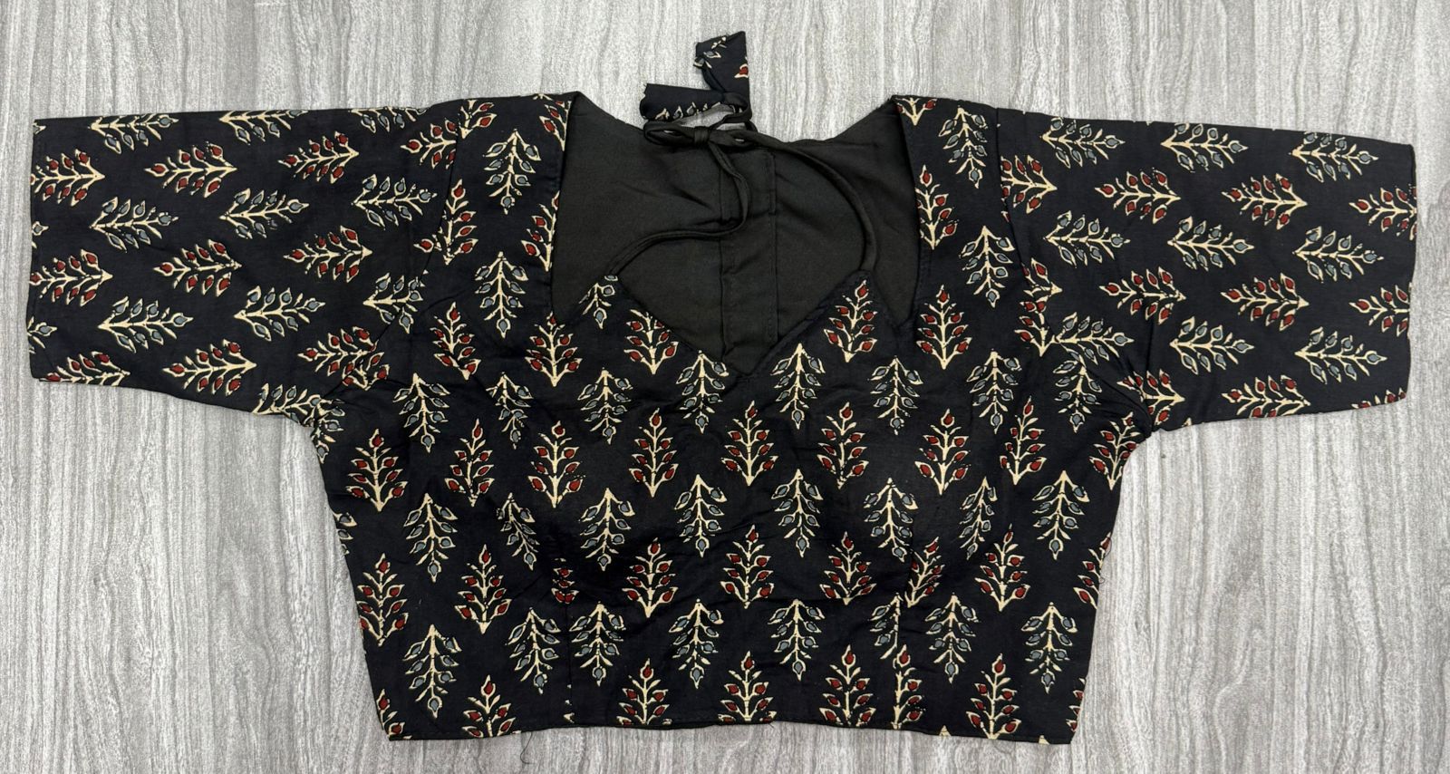 Lekha CF 129 Khadi Cotton Plain Saree With Pure Ajrakh Readymade Blouse