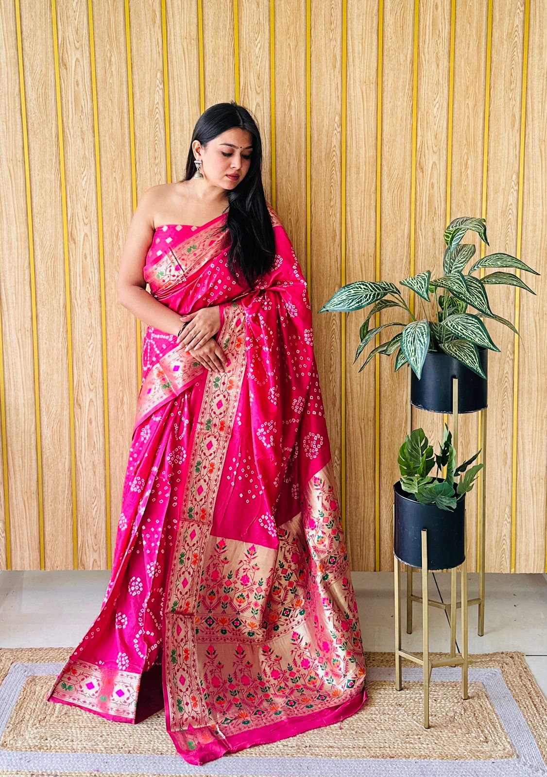 Lekha VC Deewani Pure Bandhej Silk Patola Border With Zari Weaving Saree
