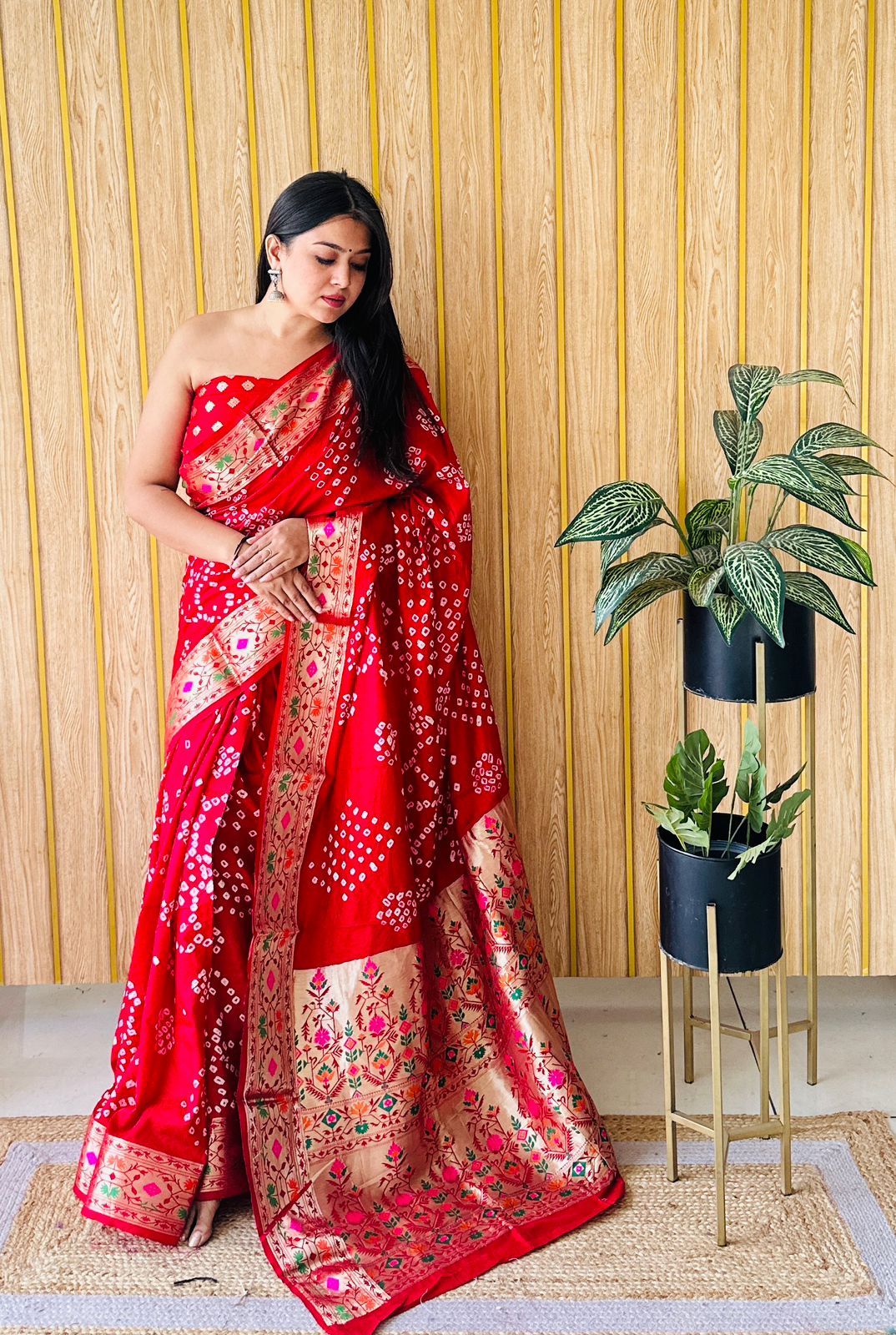 Lekha VC Deewani Pure Bandhej Silk Patola Border With Zari Weaving Saree