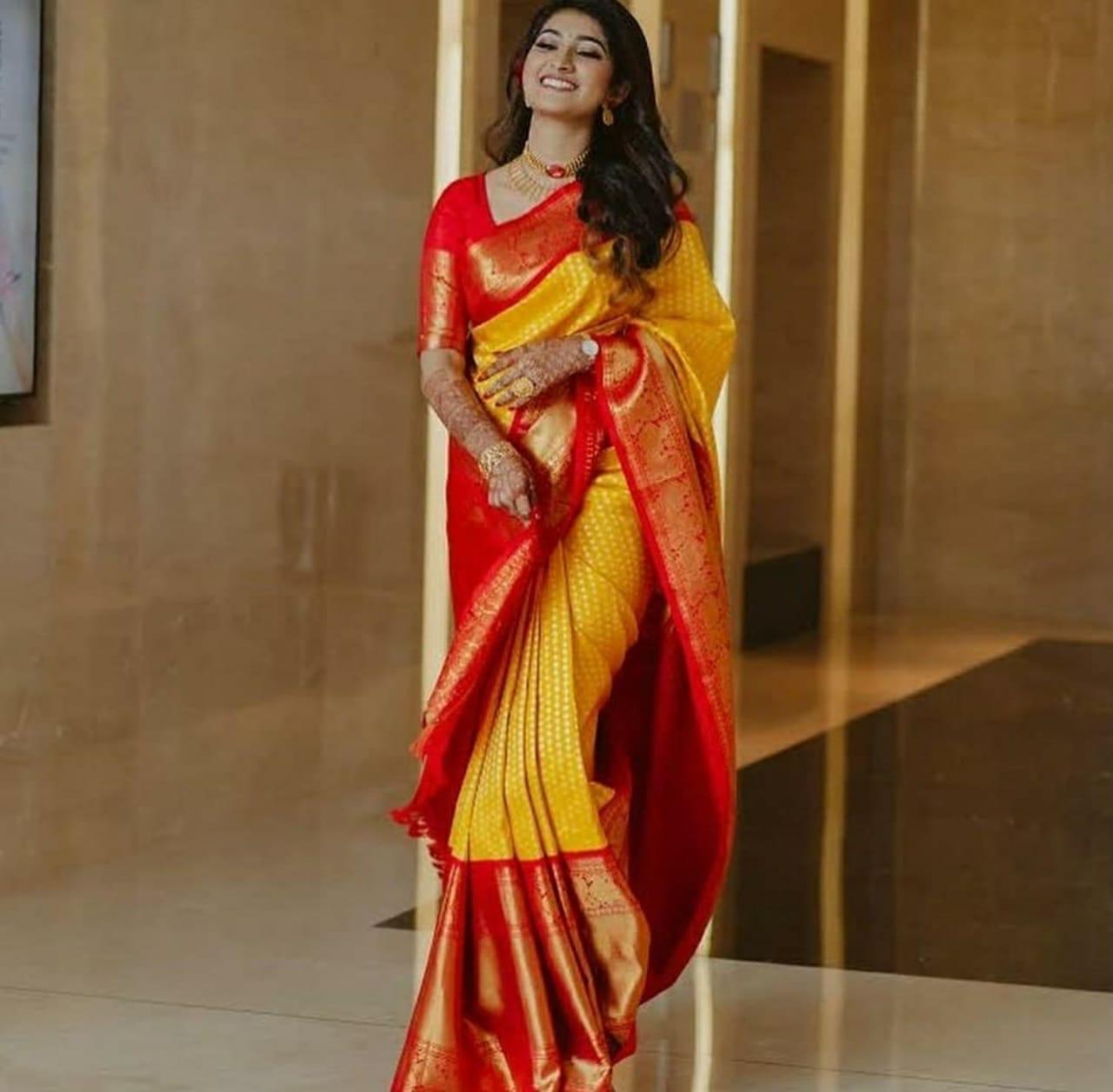 Sf 152 Soft Lichi Silk Jacuard Border Saree 