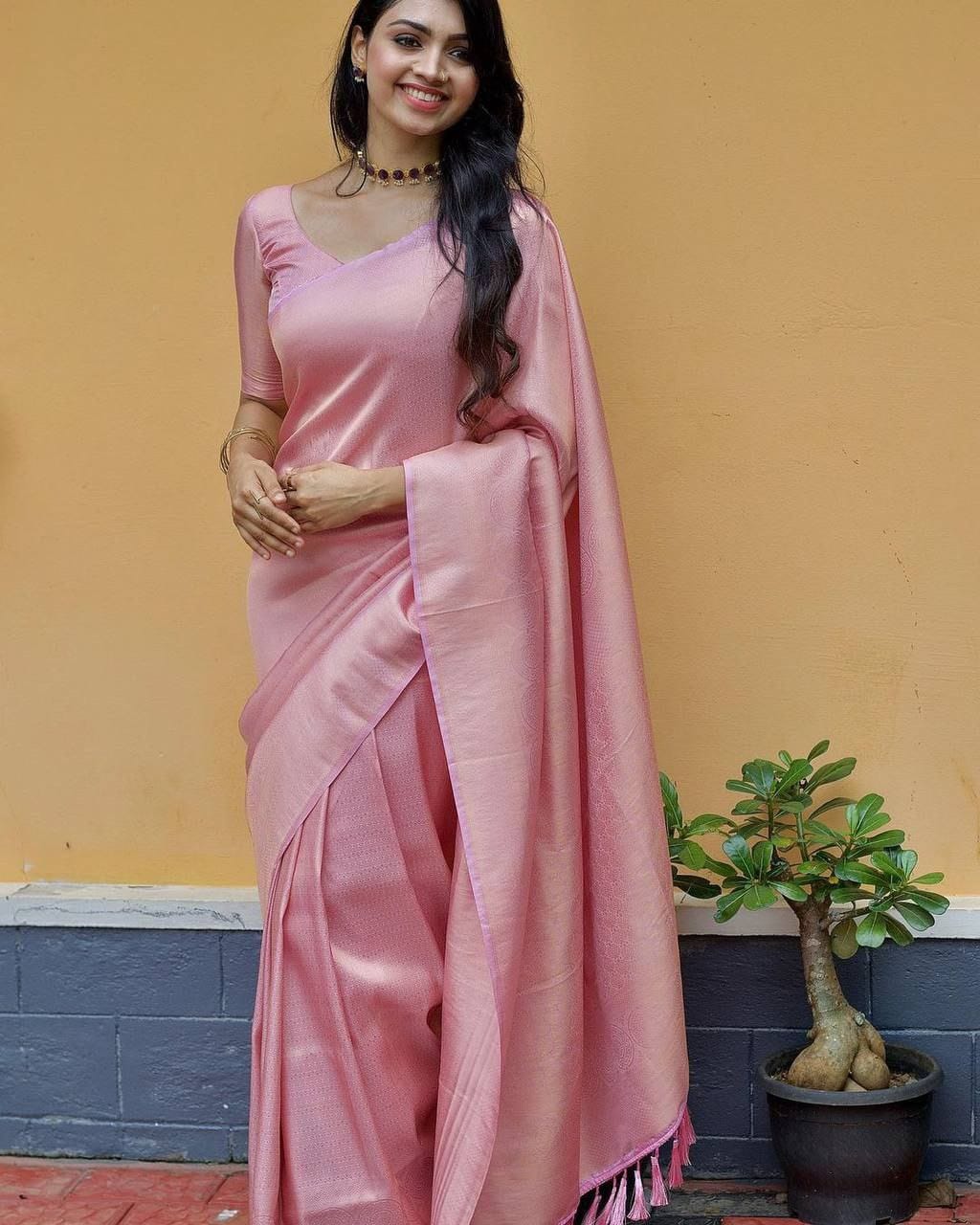 Sf Ruhi Soft Lichi Silk Jacquard Work Saree