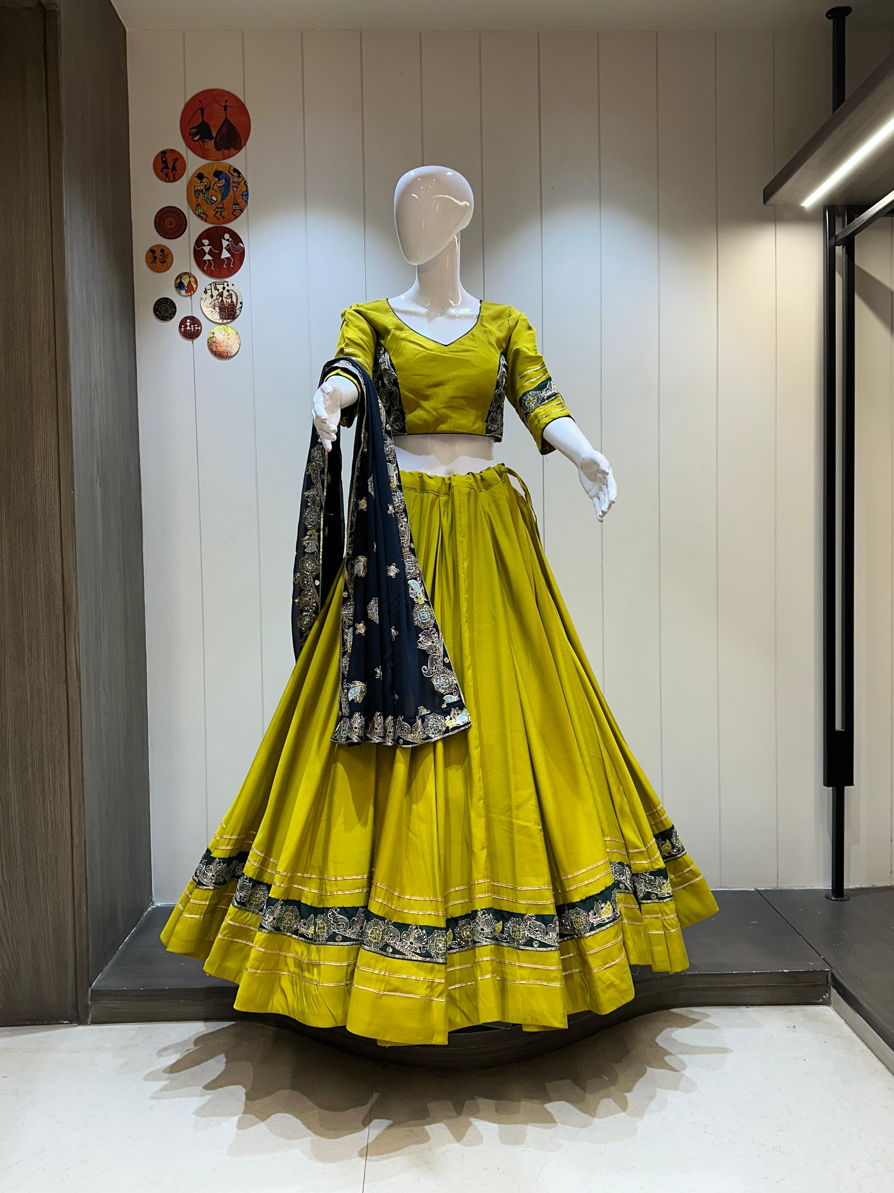 Scmd Chakli Roman Silk Heavy Vintage Border Lehenga Choli