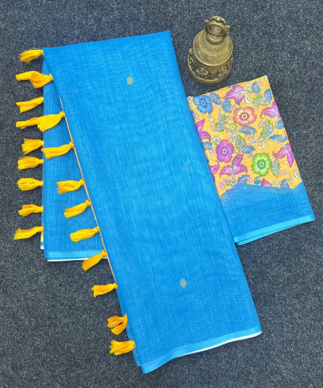 Sf MG560 Plain Linen Digital Printed Saree
