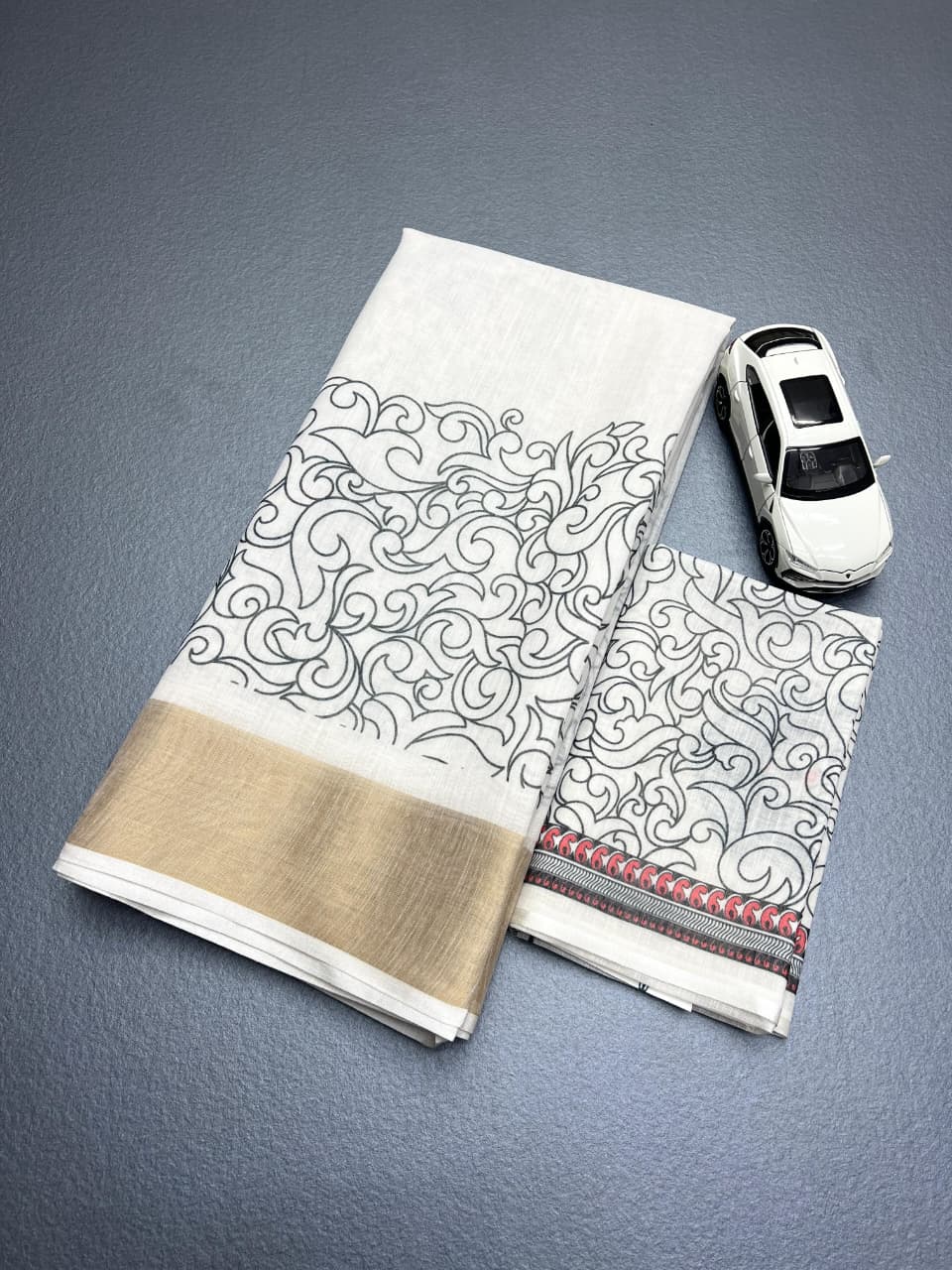 Sf MG606 Linen Digital Printed Gold Zari Border Saree
