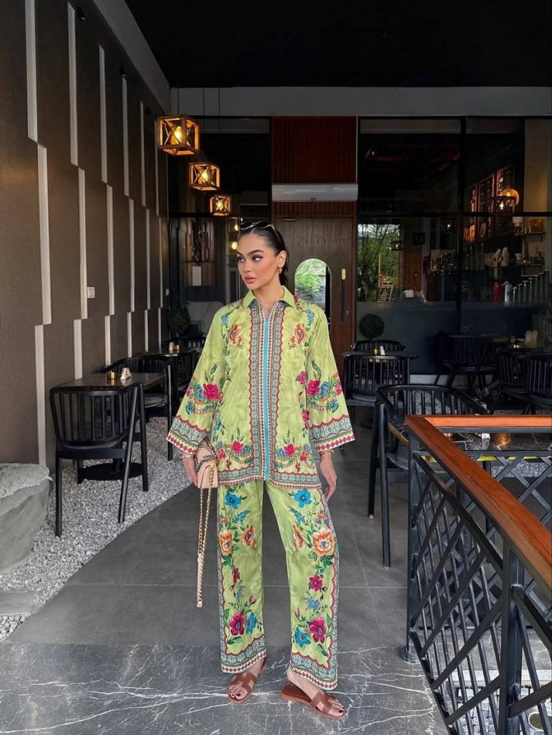 Yd 40 Crepe Digital Printed Stylish Look Cord Set