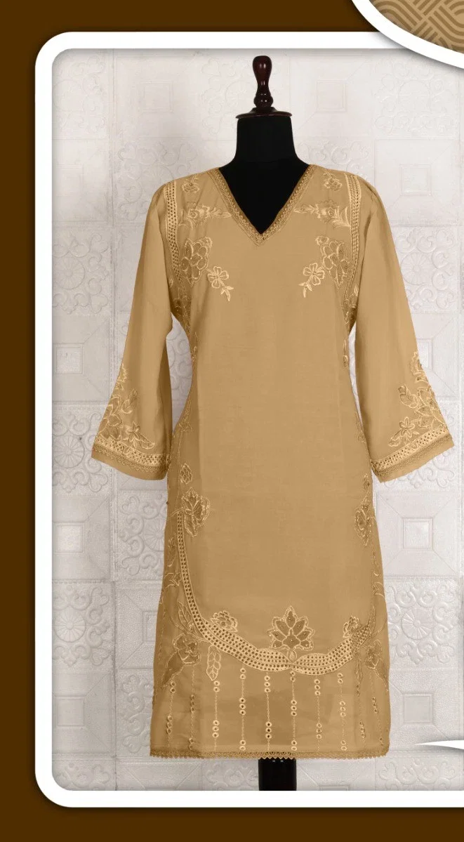 Safa Fashion Fab 1376 Tunic Georgette Top Bottom And Dupatta Collection