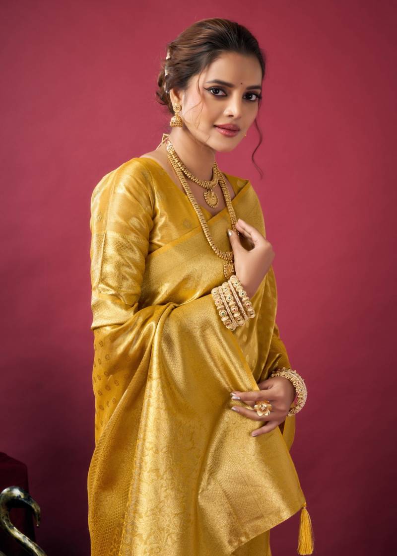 Gobuni Shringar Tissue Silk With Zhallar Saree Collection