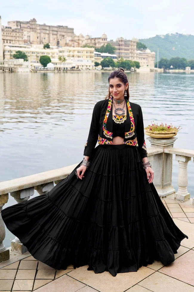 Lekha nx Rajudi Pure Rayon Gamthi Work Navratri Collection
