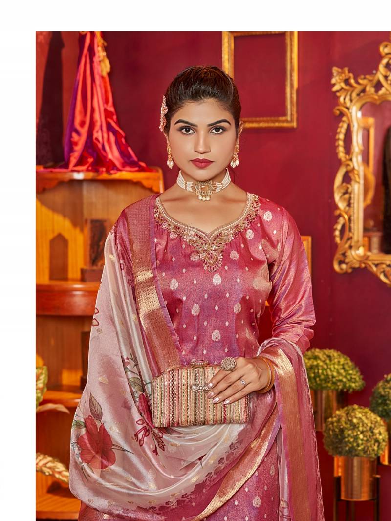 Aanchi Baku Tussar Butti Kurti Pant And Dupatta Collection