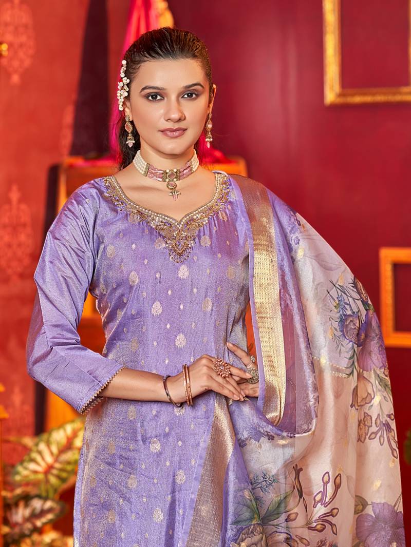 Aanchi Baku Tussar Butti Kurti Pant And Dupatta Collection