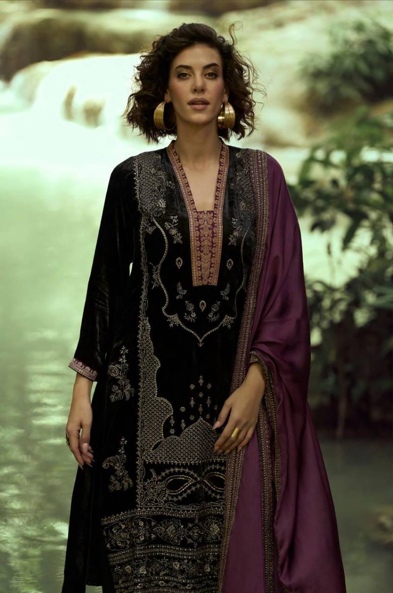 Aiqa The Lady Of The Lake Viscose Velvet Salwar Kameez Suit