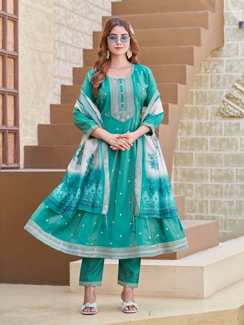 Aanchi Plus Unnati Roman Shimmer Kurti Pant And Dupatta