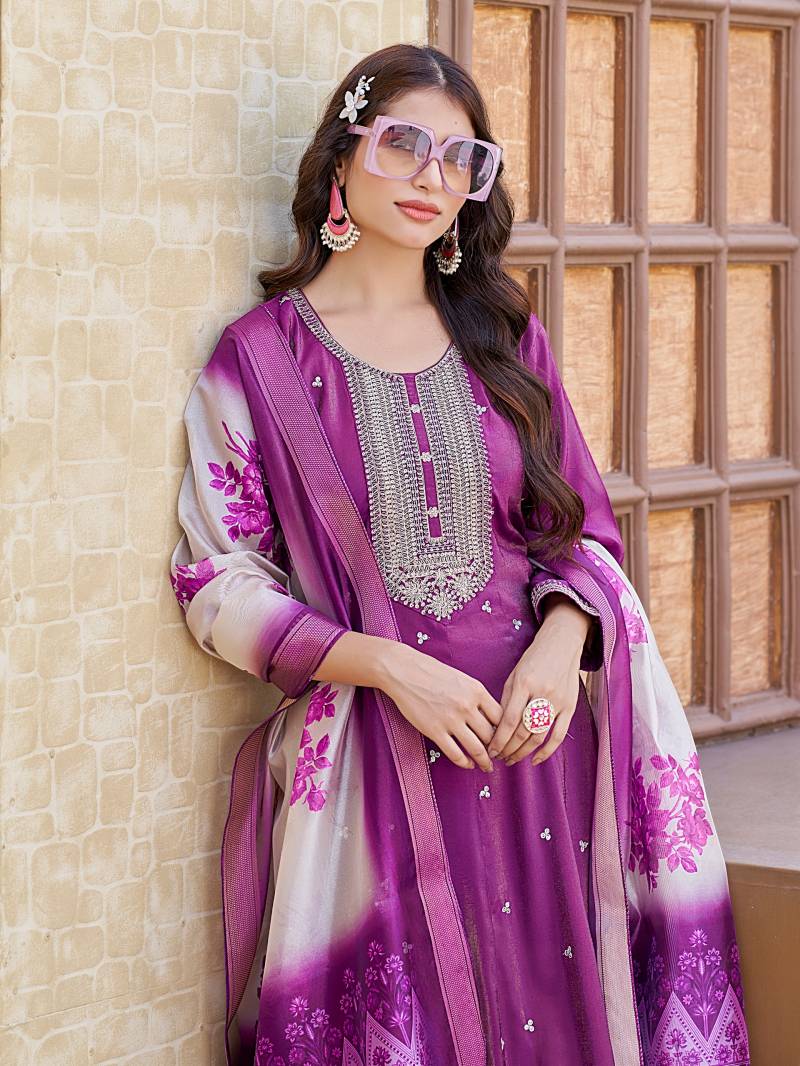 Aanchi Plus Unnati Roman Shimmer Kurti Pant And Dupatta