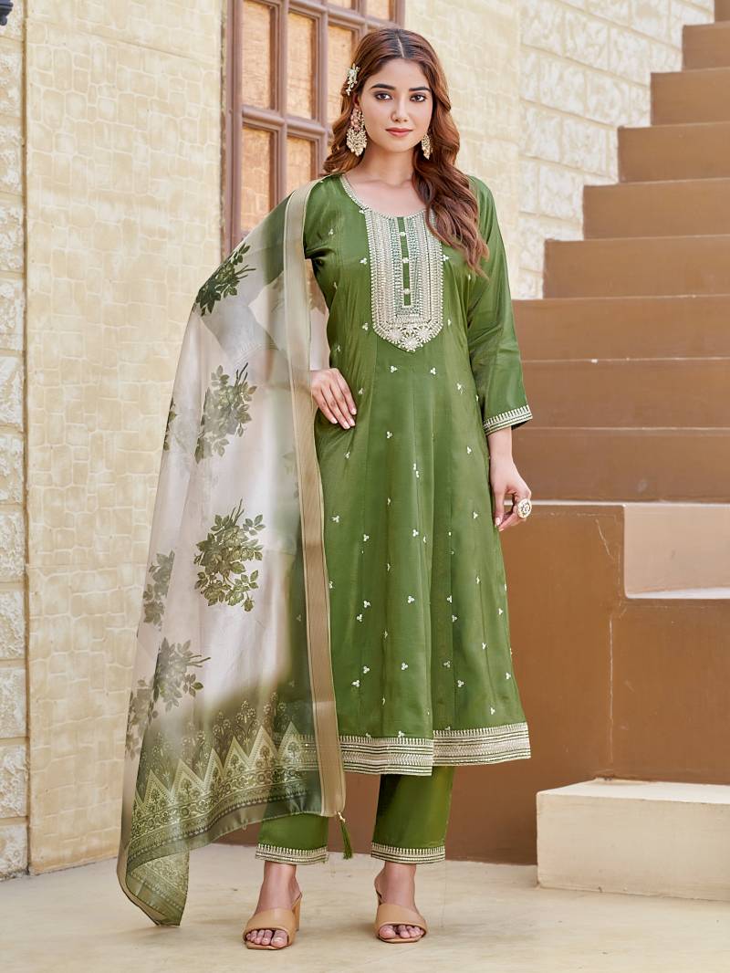 Aanchi Plus Unnati Roman Shimmer Kurti Pant And Dupatta