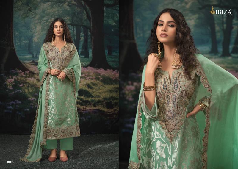 Ibiza Palachi Paisley Velvet Brasso Embroidery Work Salwar Kameez