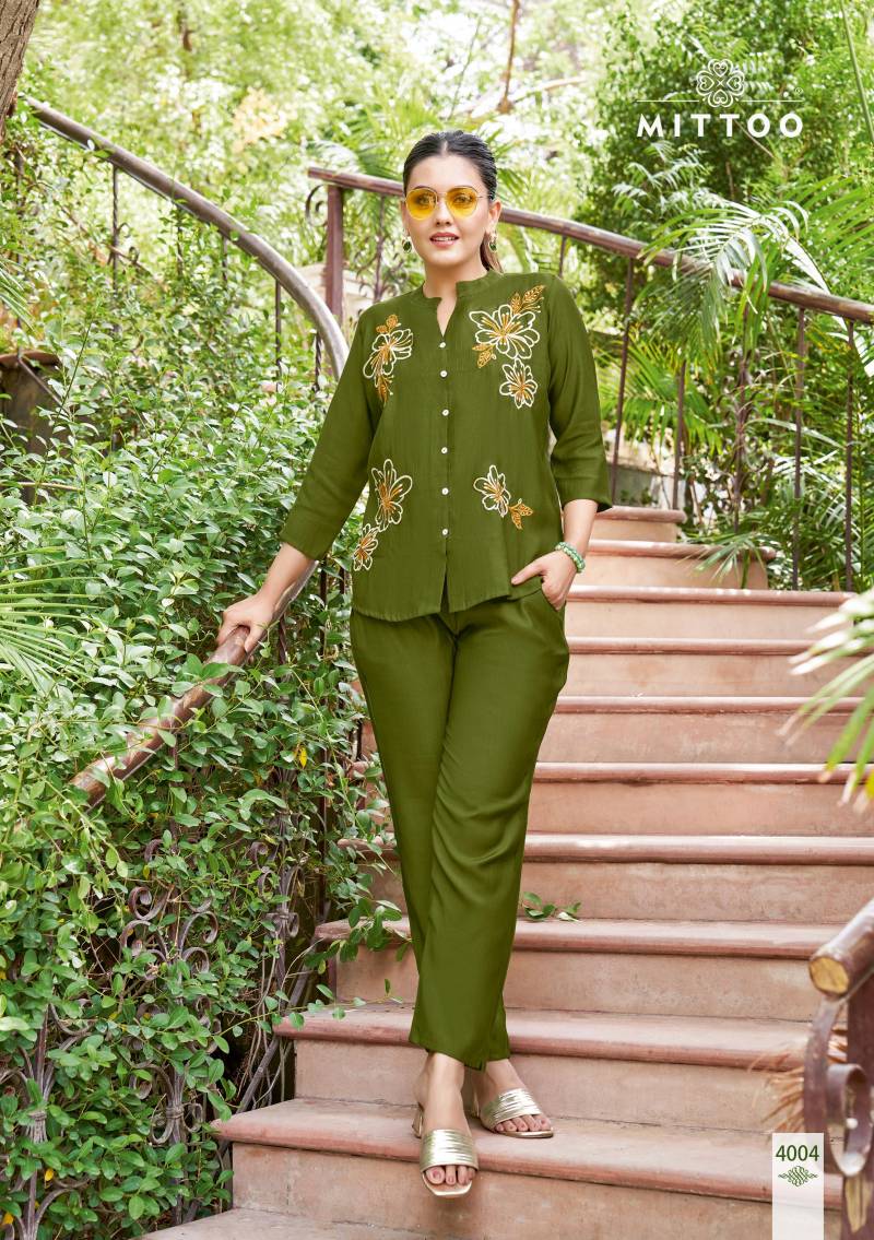 Mittoo Pranjal Viscose Handwork Threadwork Co Ord Set