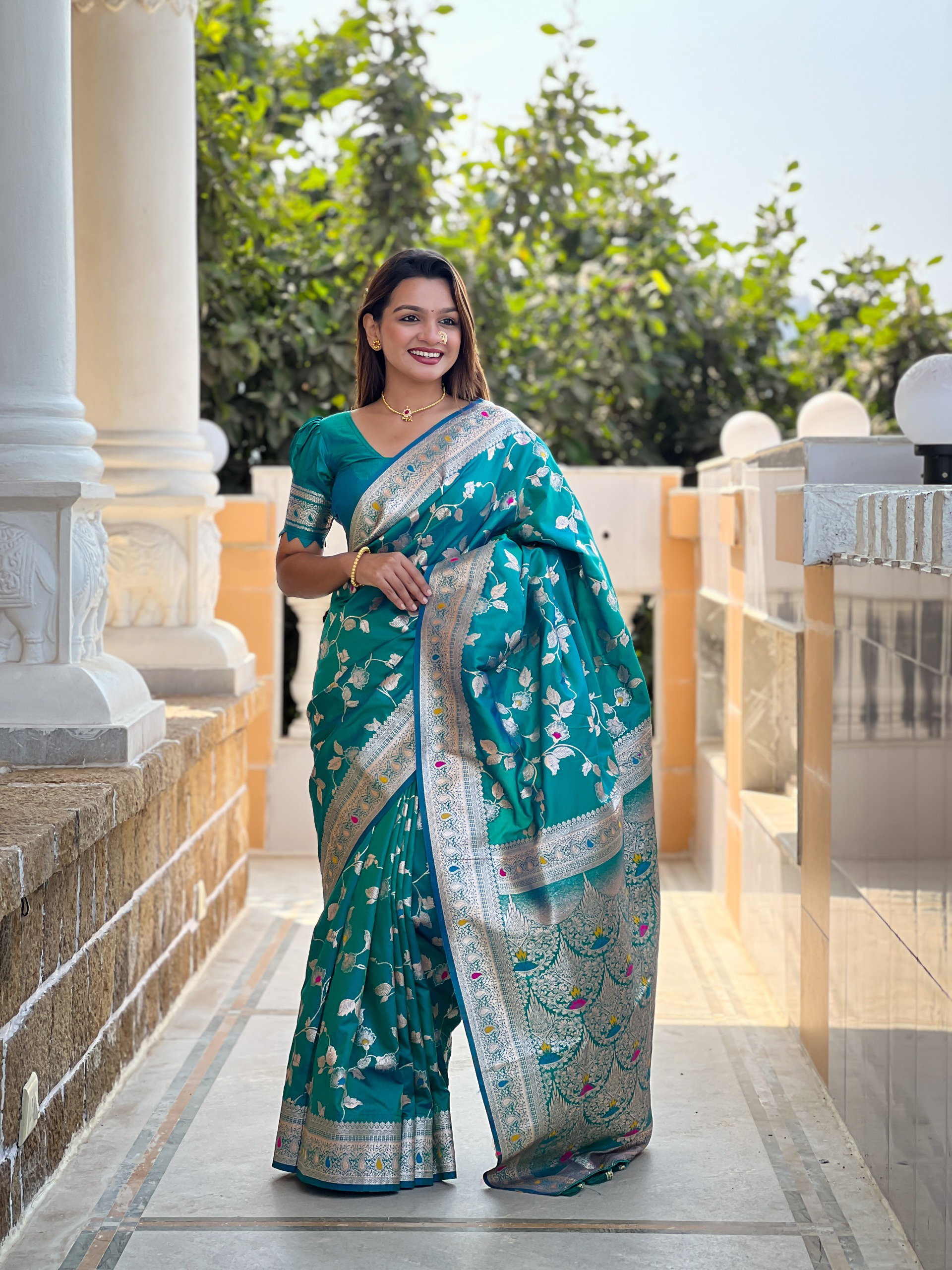 Lekha MN Banarasi 4D Patola Soft Banarasi Silk Zari Weaving Meenakari Saree