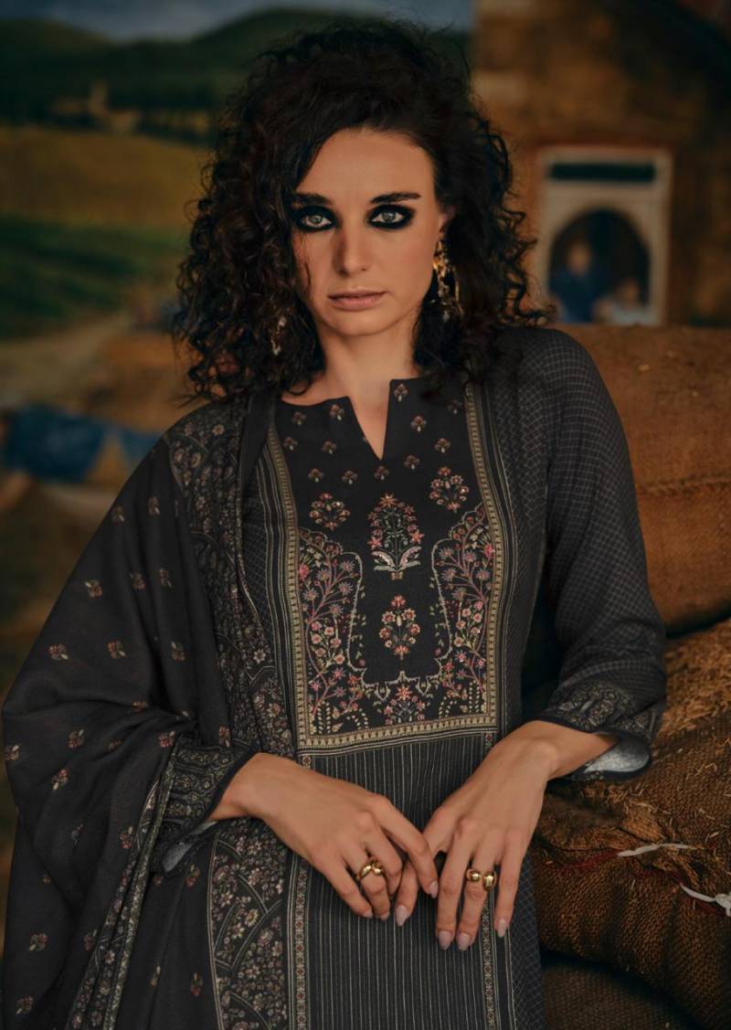 Sadhana Assis Viscose Pashmina Khatli Work Salwar Kameez