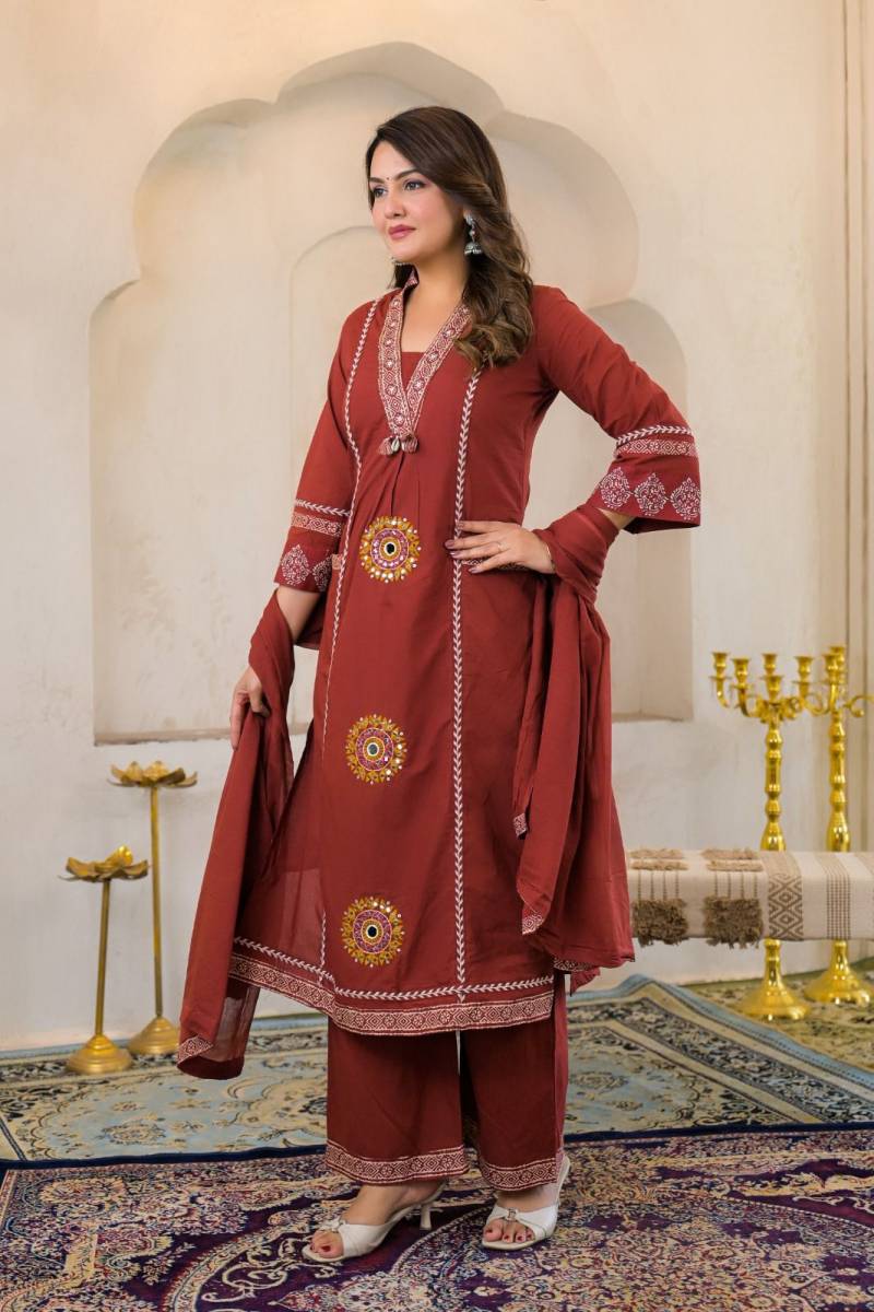 Naisha K 387 Cotton Casual And Stylish Wear Kurti Pant And Dupatta