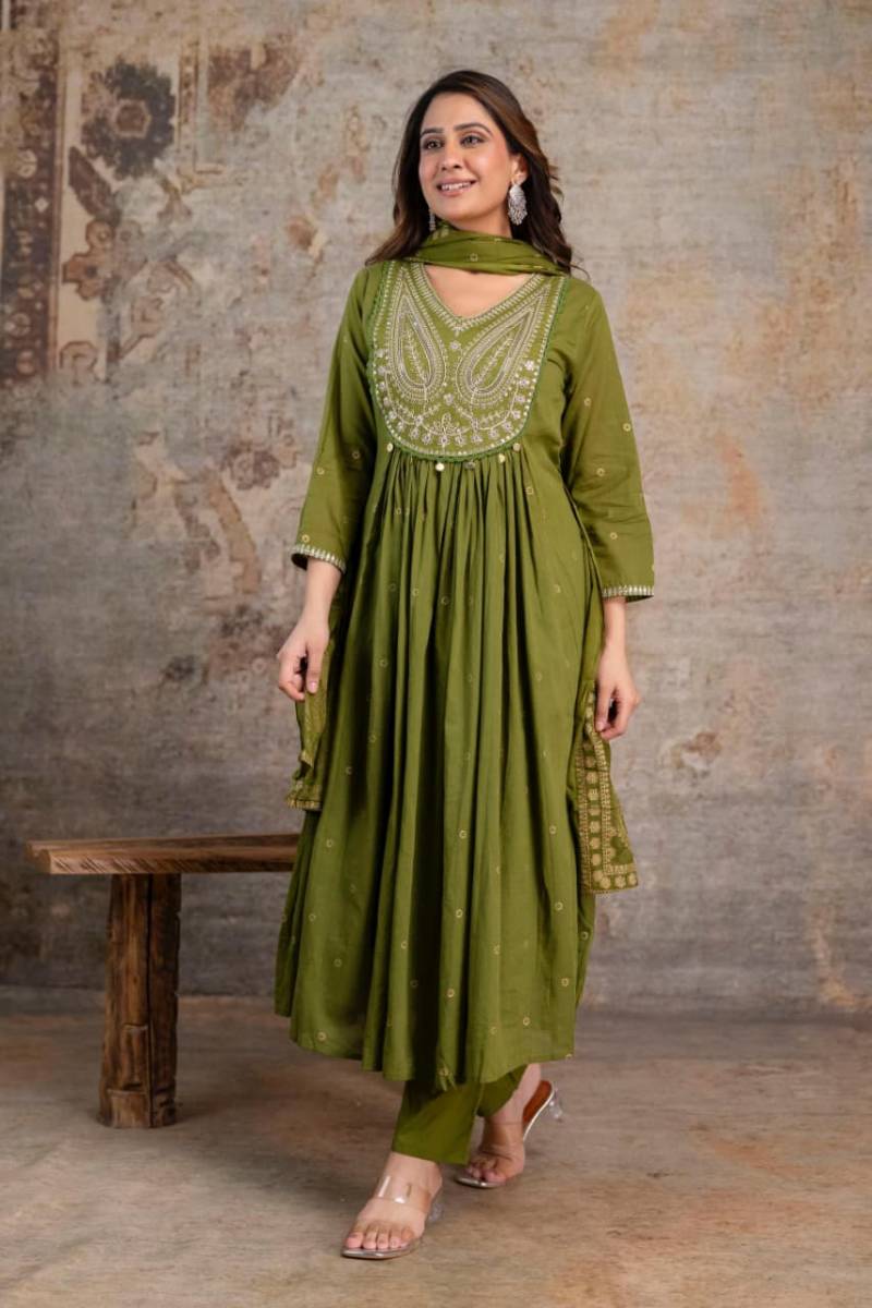 Naisha K 392 Mul Mul Embroidered Designer Kurti Pant And Dupatta
