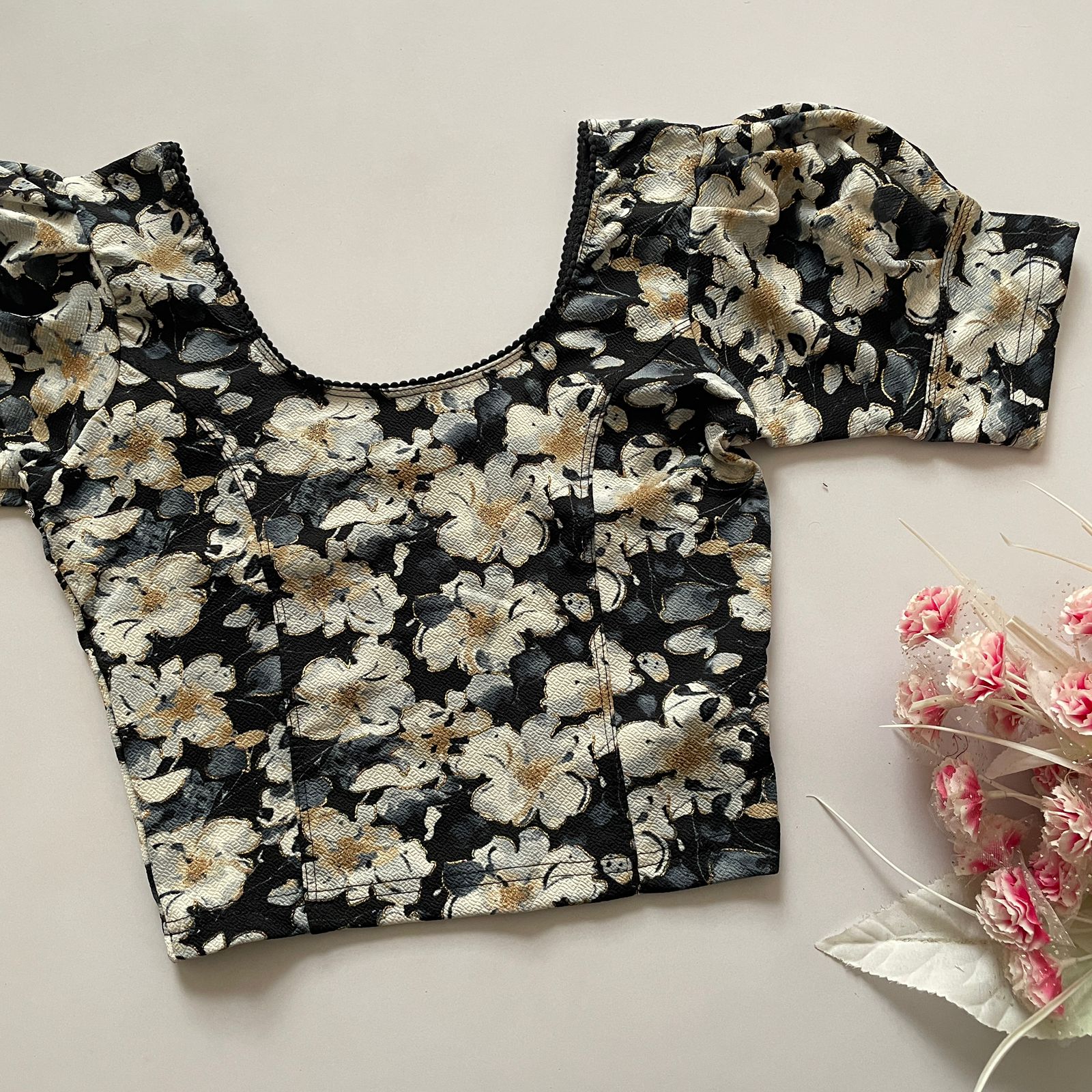 Lekha Ruh Sona Telestar With Foil Print Ready To Wear Strachable Blouse