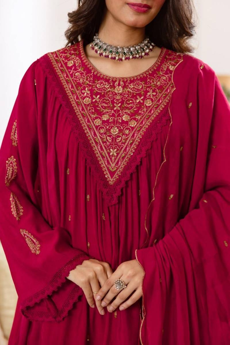 Naisha K 421 Mul Chanderi Festival Wear Kurti Pant And Dupatta