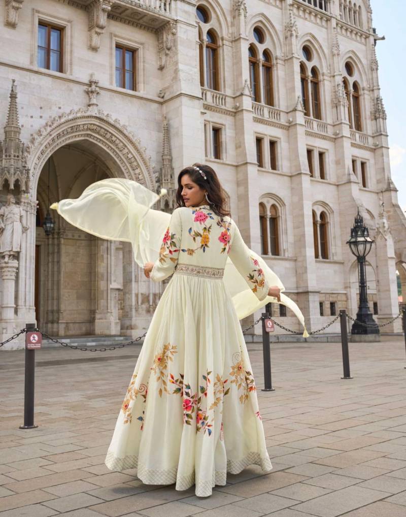 Sayuri Jhalak Crush Silk Embroidered Designer Gown Collection