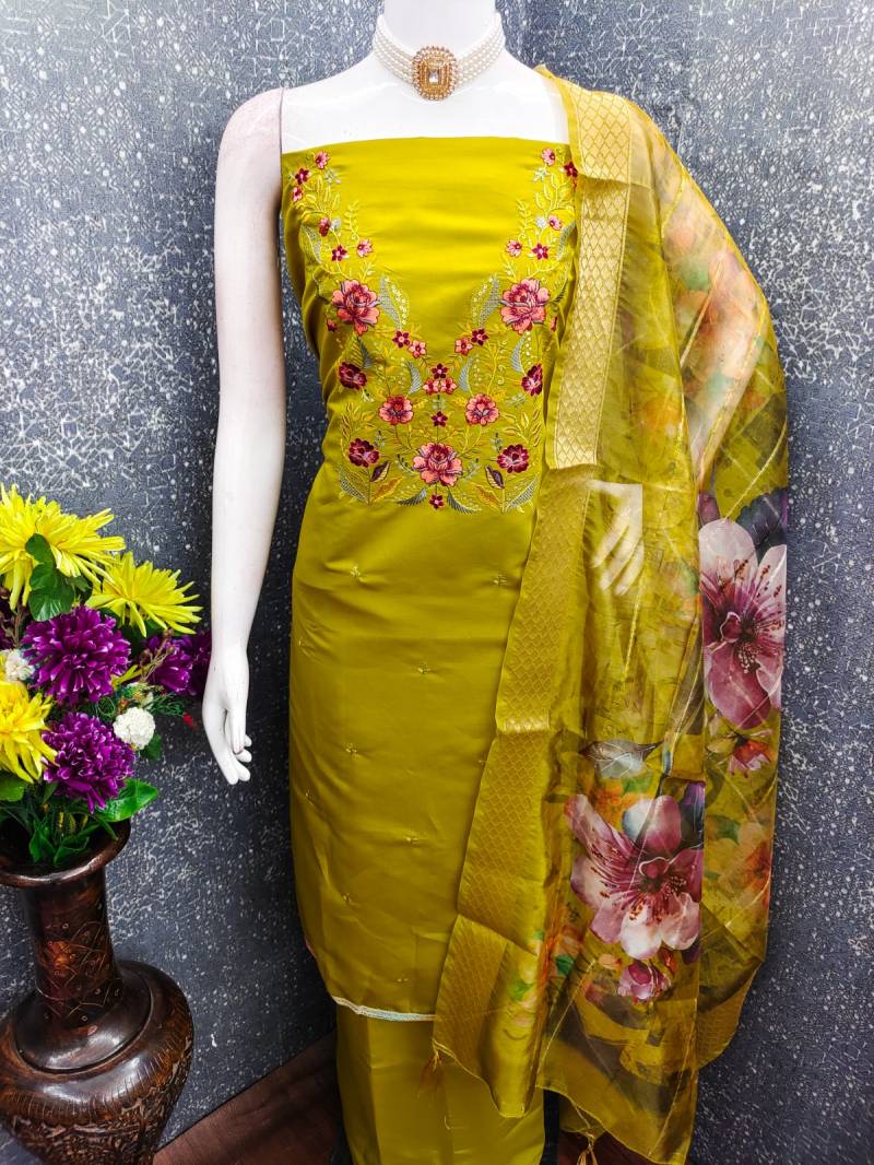 Cp 9118 Roman Silk Embroidery Worked Designer Dress Material
