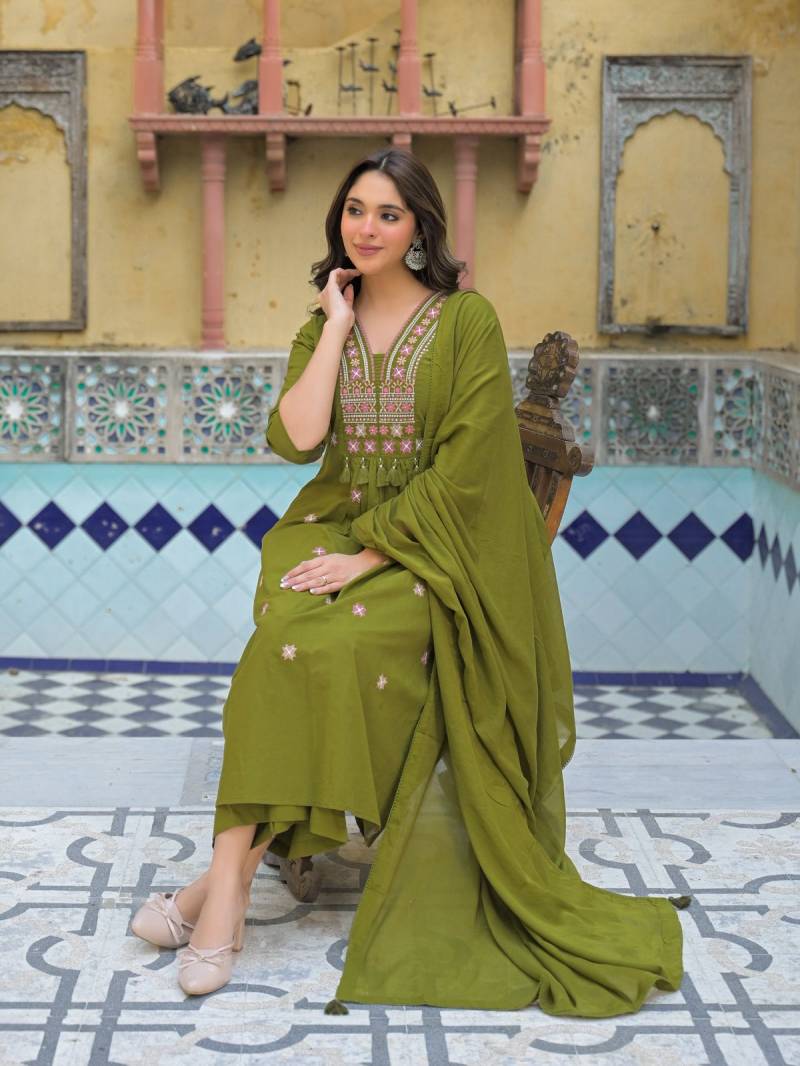 Naisha K 434 Cambric Cotton With Work Kurti Pant And Dupatta